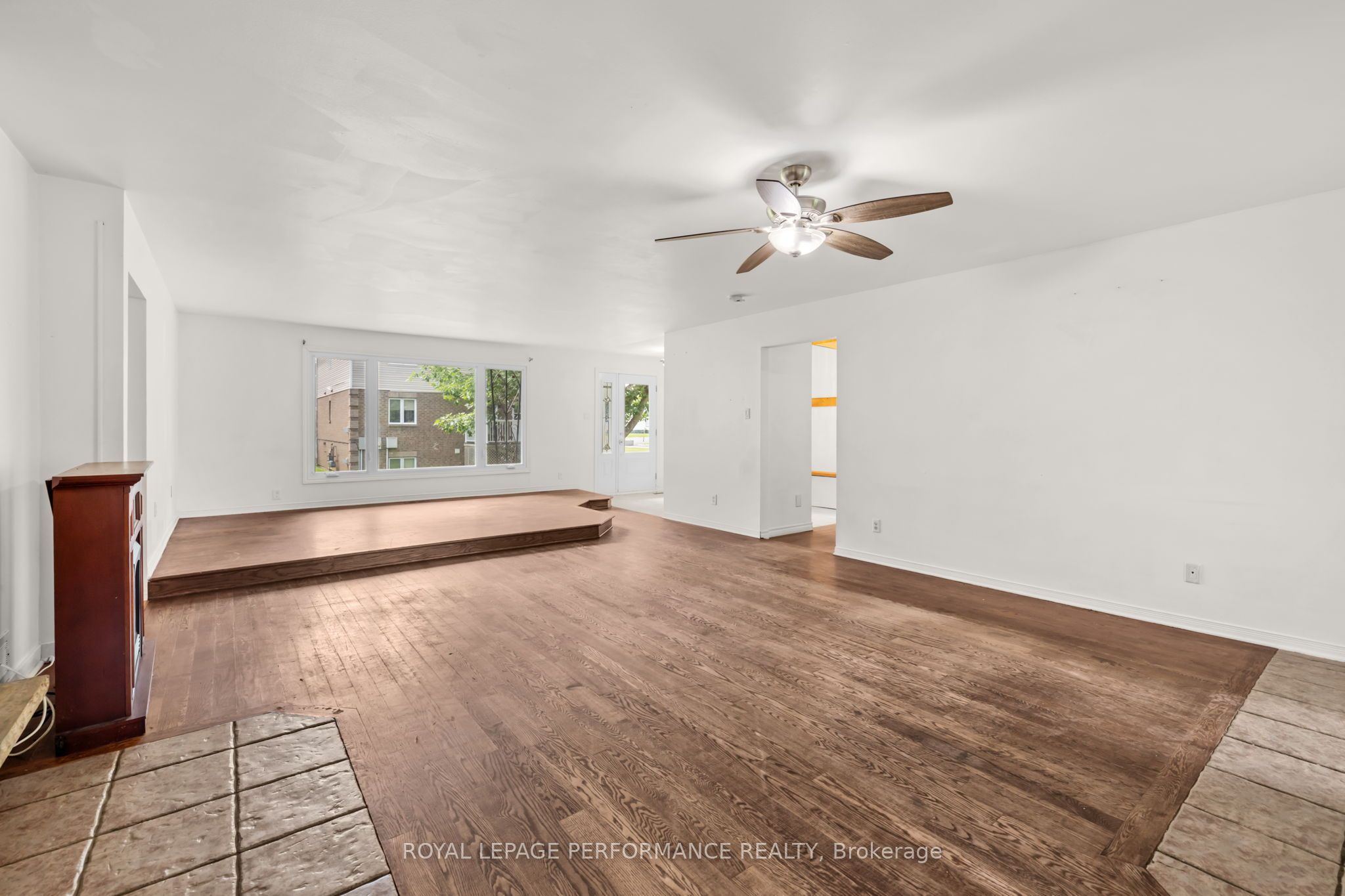 438 Voyageur Place Property Photo 16