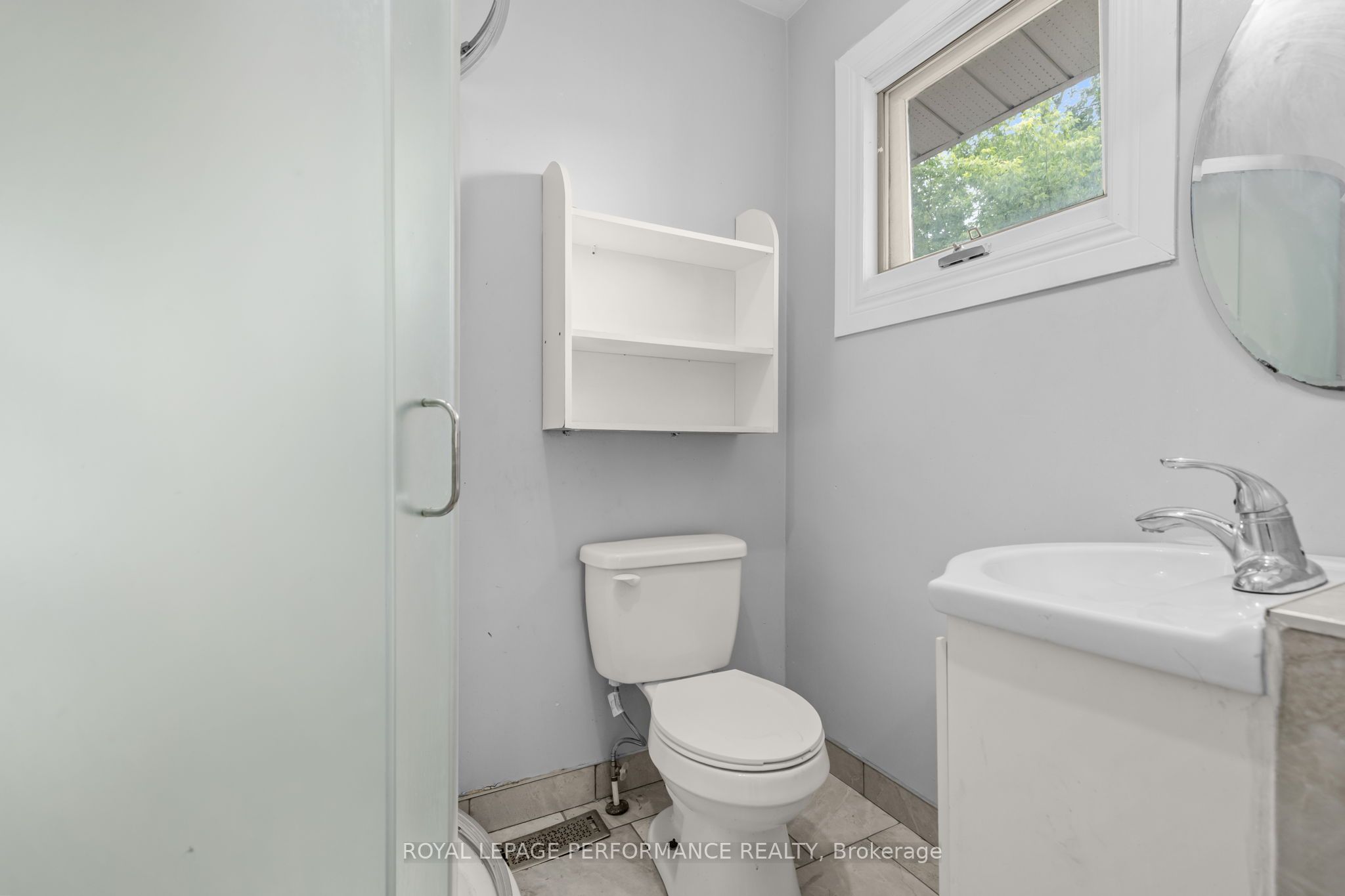 438 Voyageur Place Property Photo 26