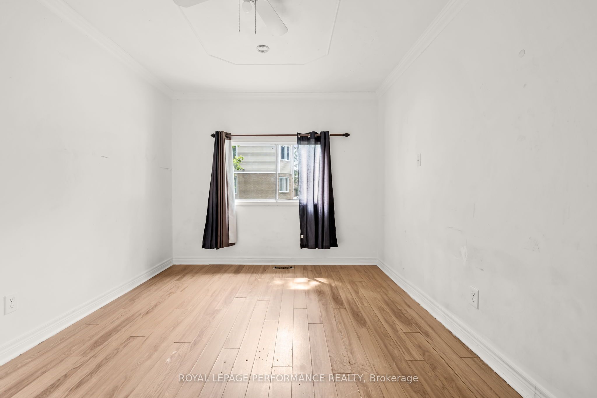 438 Voyageur Place Property Photo 27