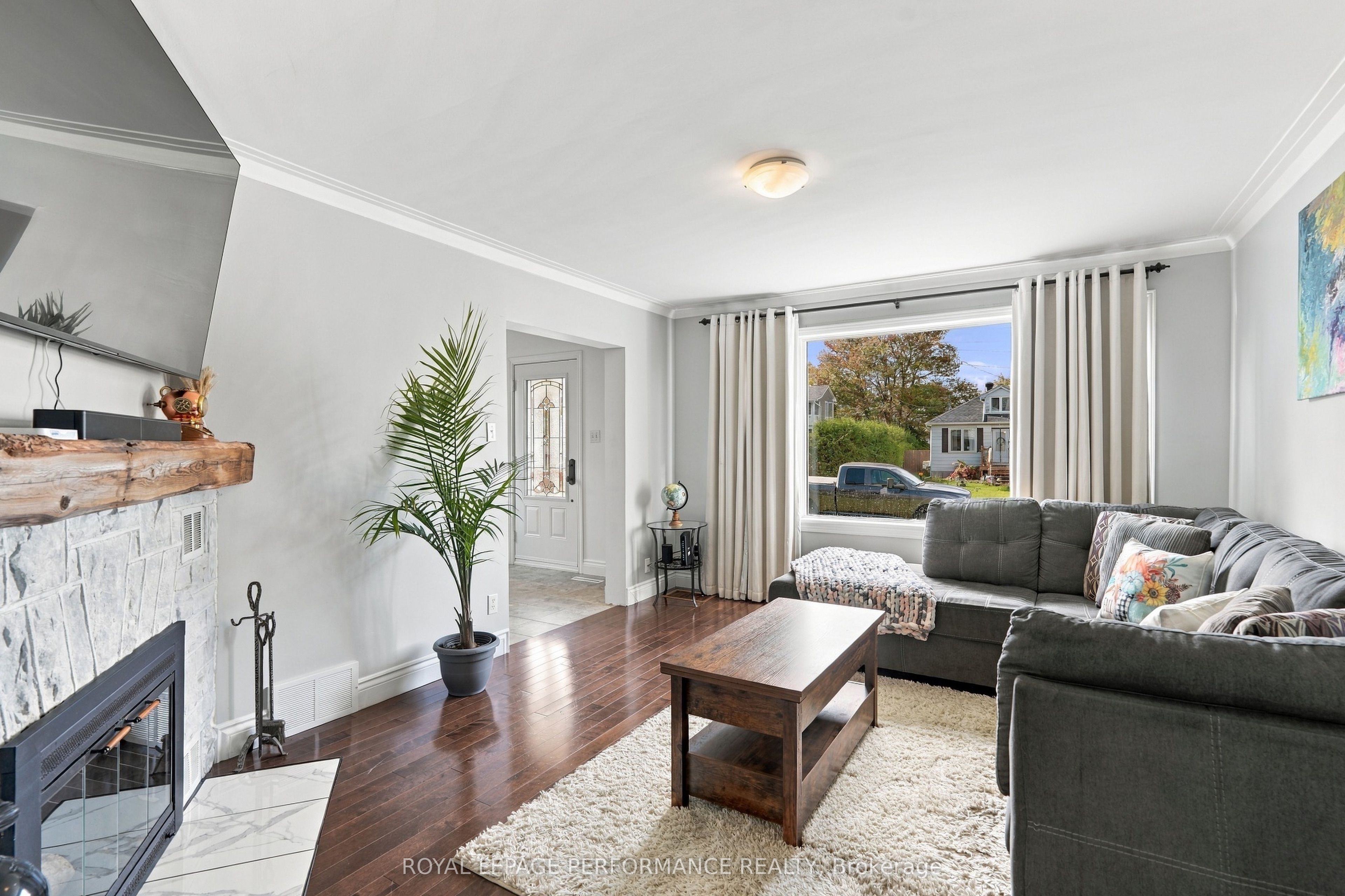 523 Gascon Street Property Photo 6