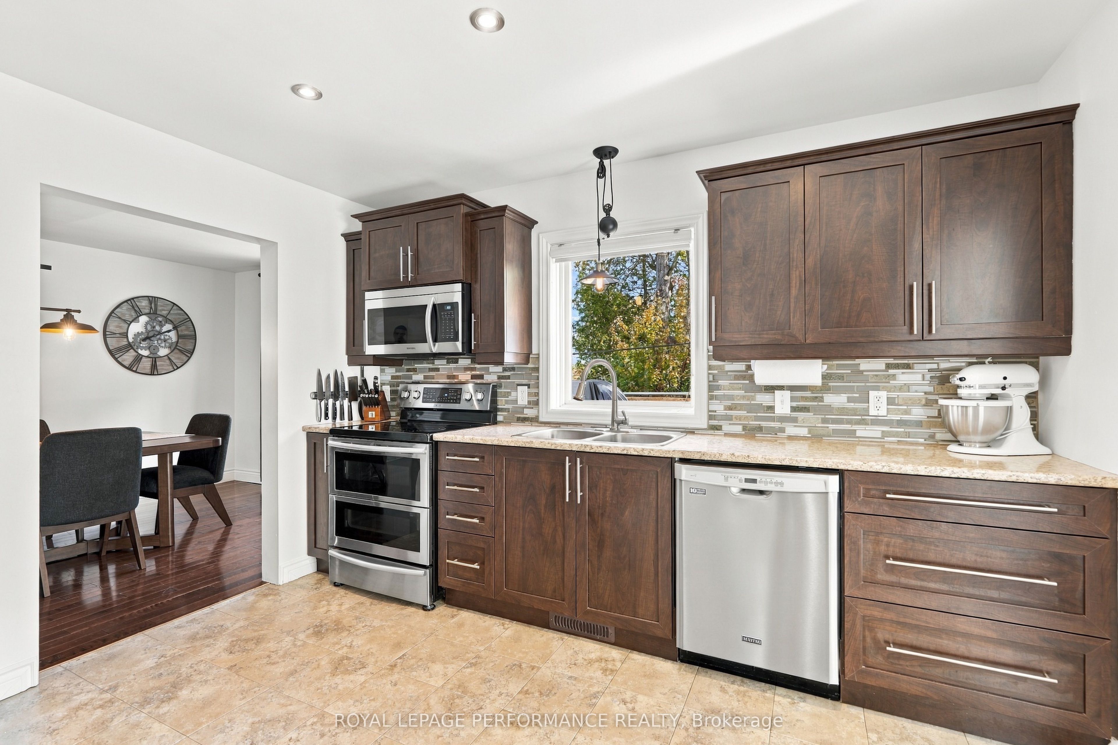 523 Gascon Street Property Photo 13