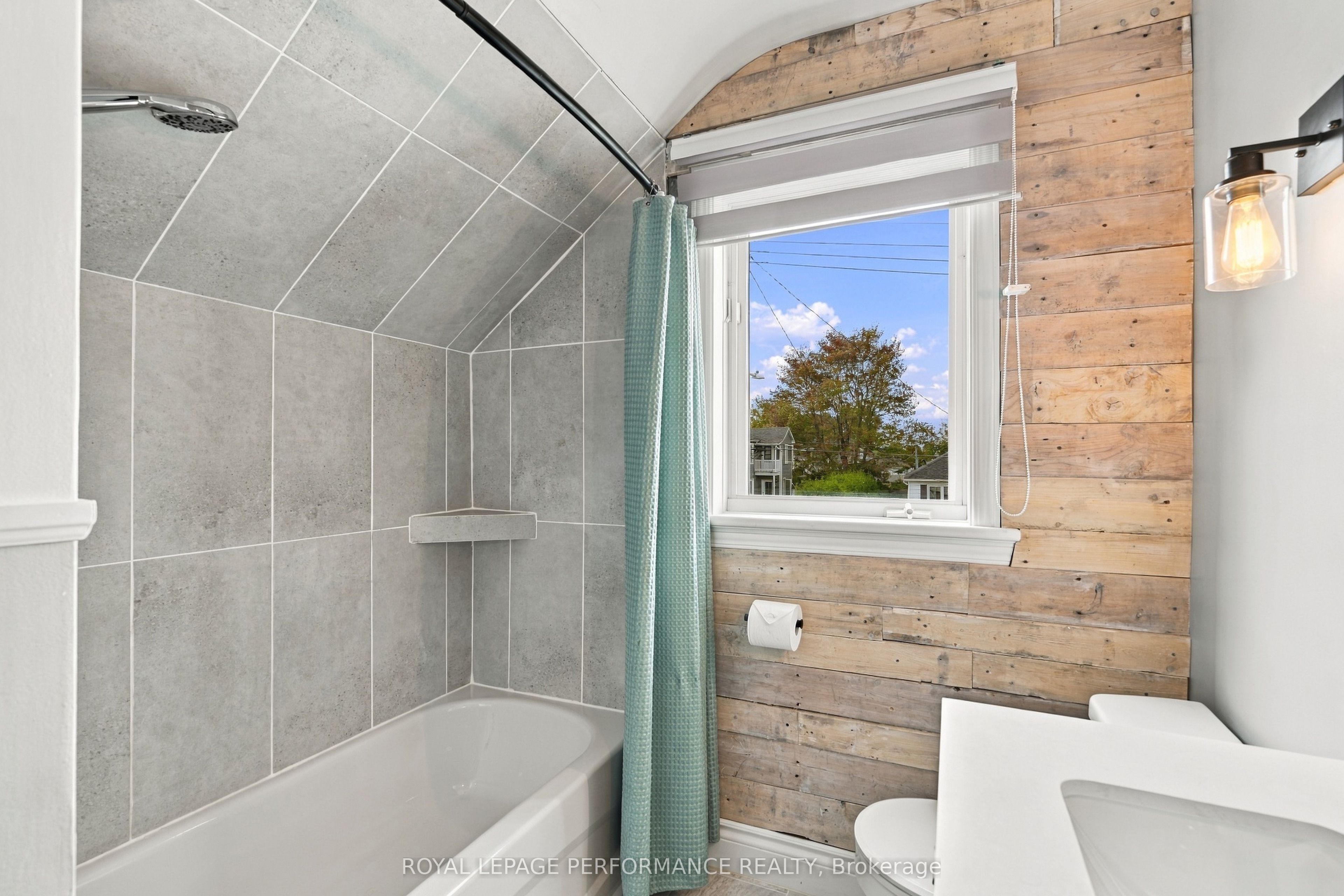 523 Gascon Street Property Photo 34