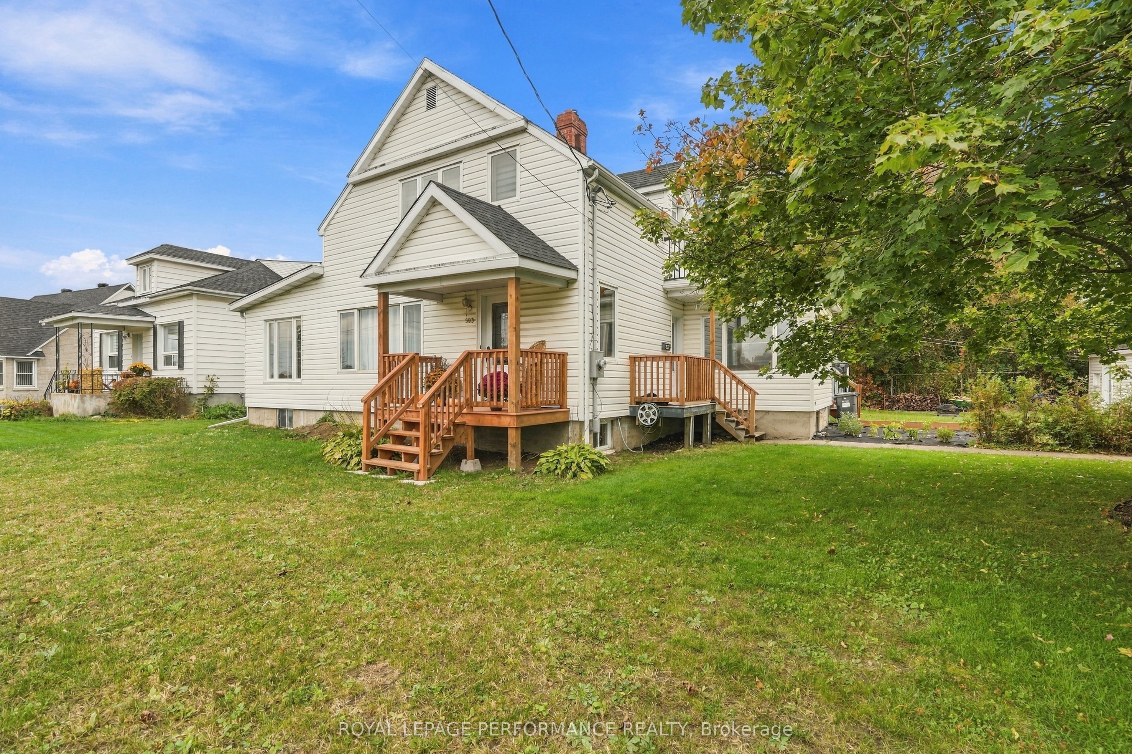 523 Gascon Street Property Photo 37
