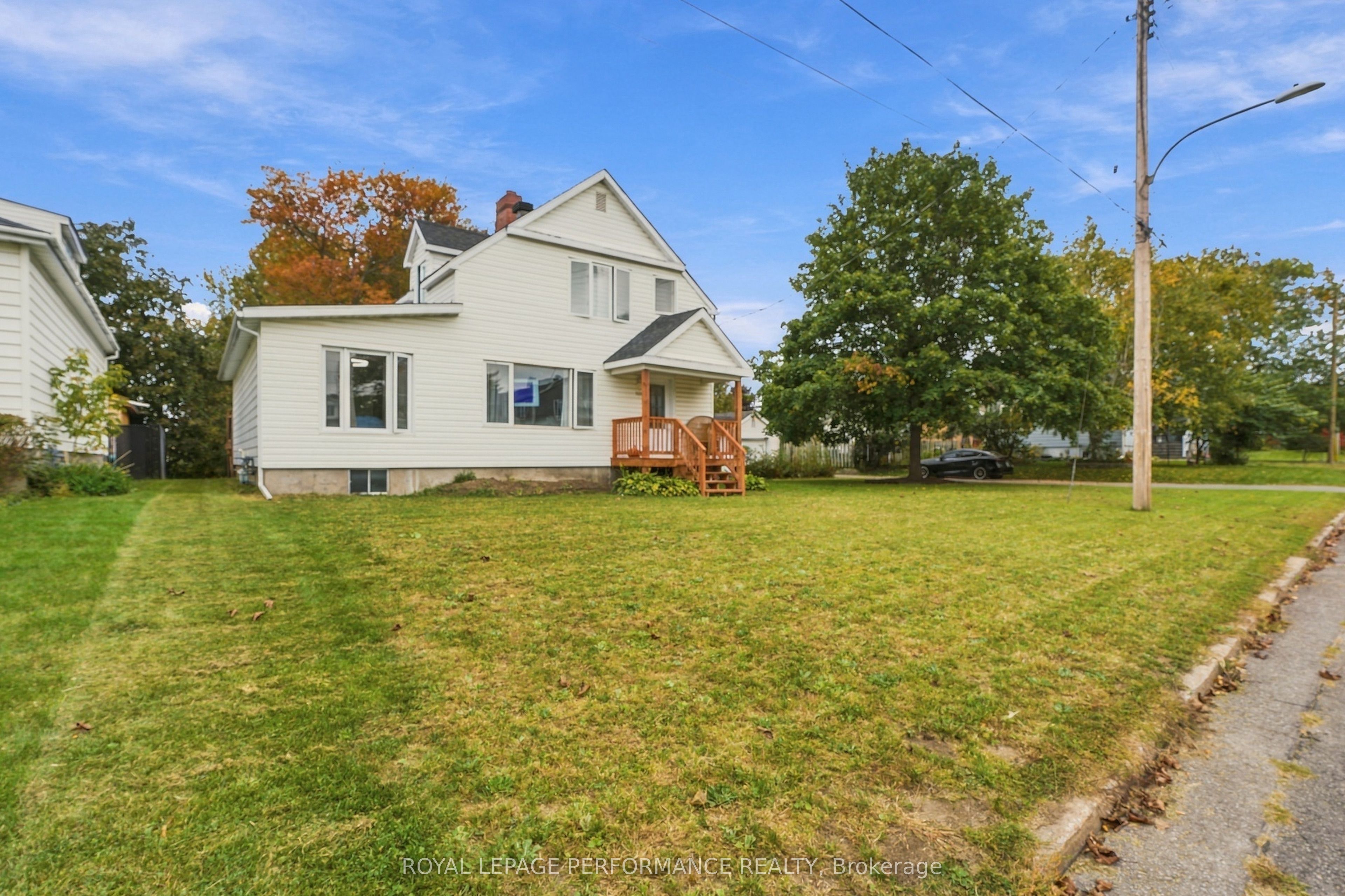 523 Gascon Street Property Photo 38