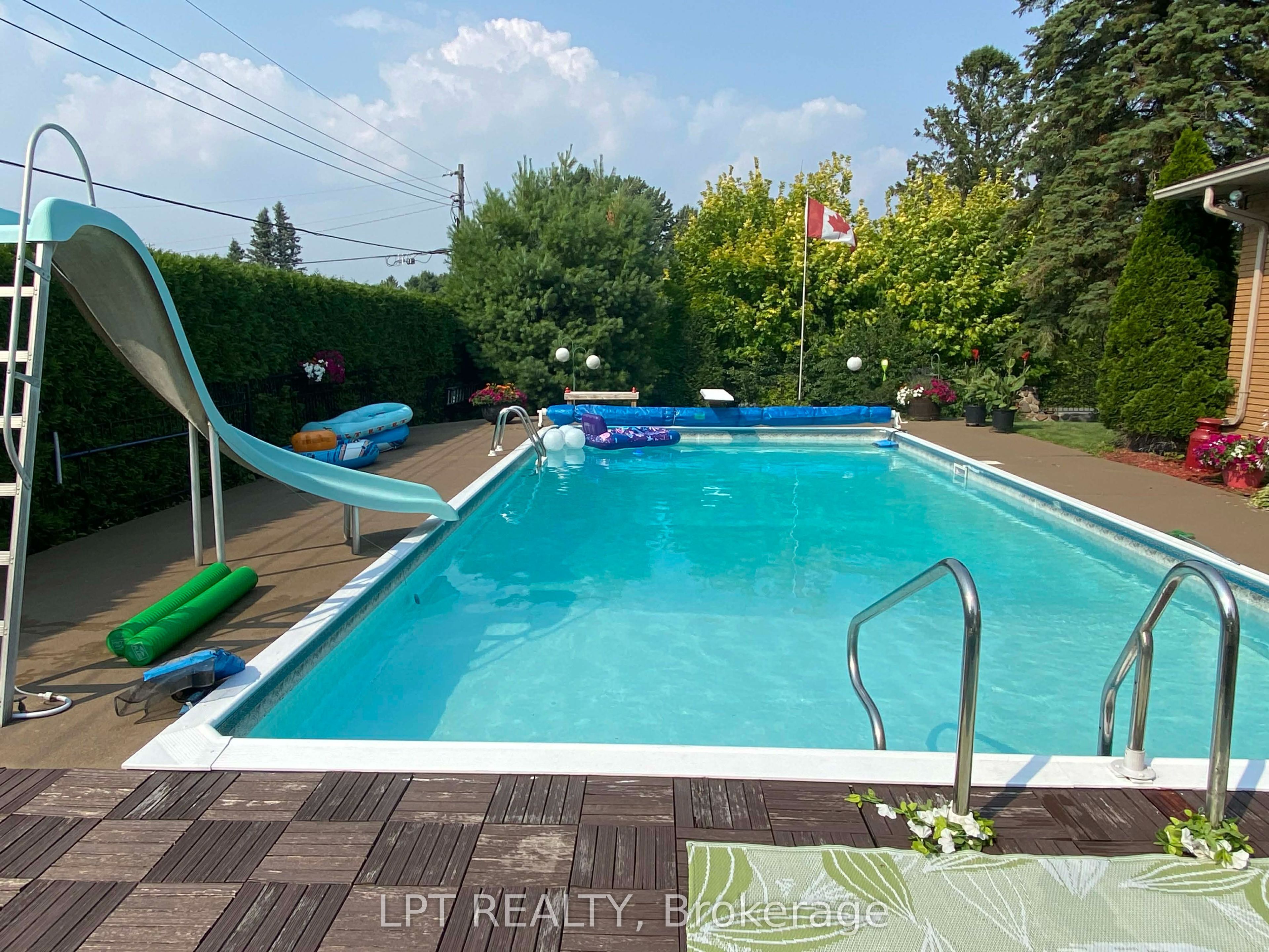 10 Orchard Street Property Photo 3