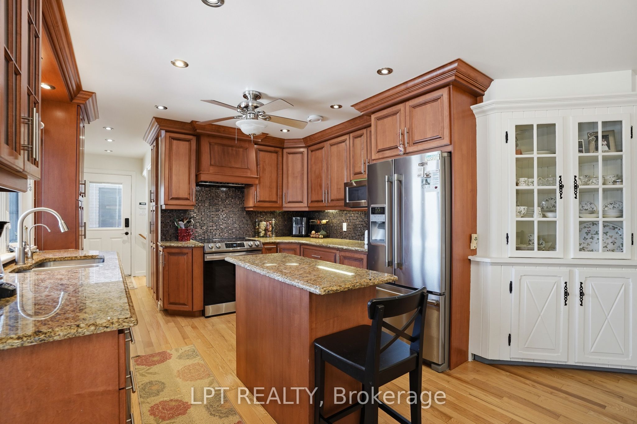 10 Orchard Street Property Photo 14
