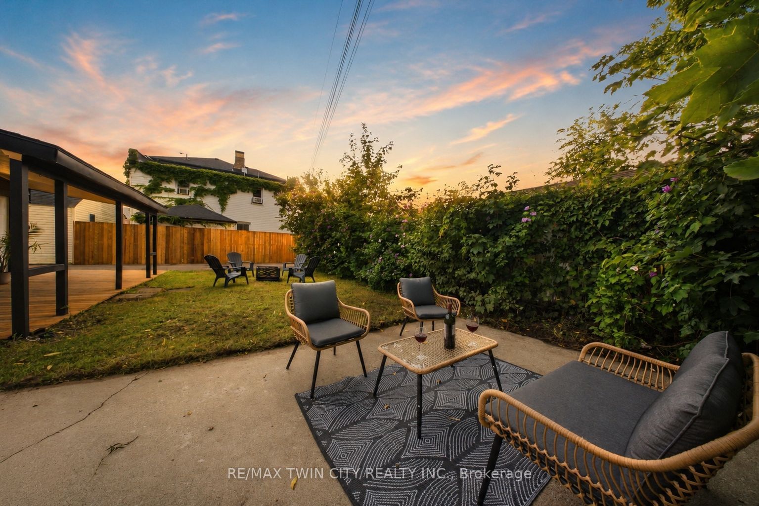 42 Peel Street Property Photo 28