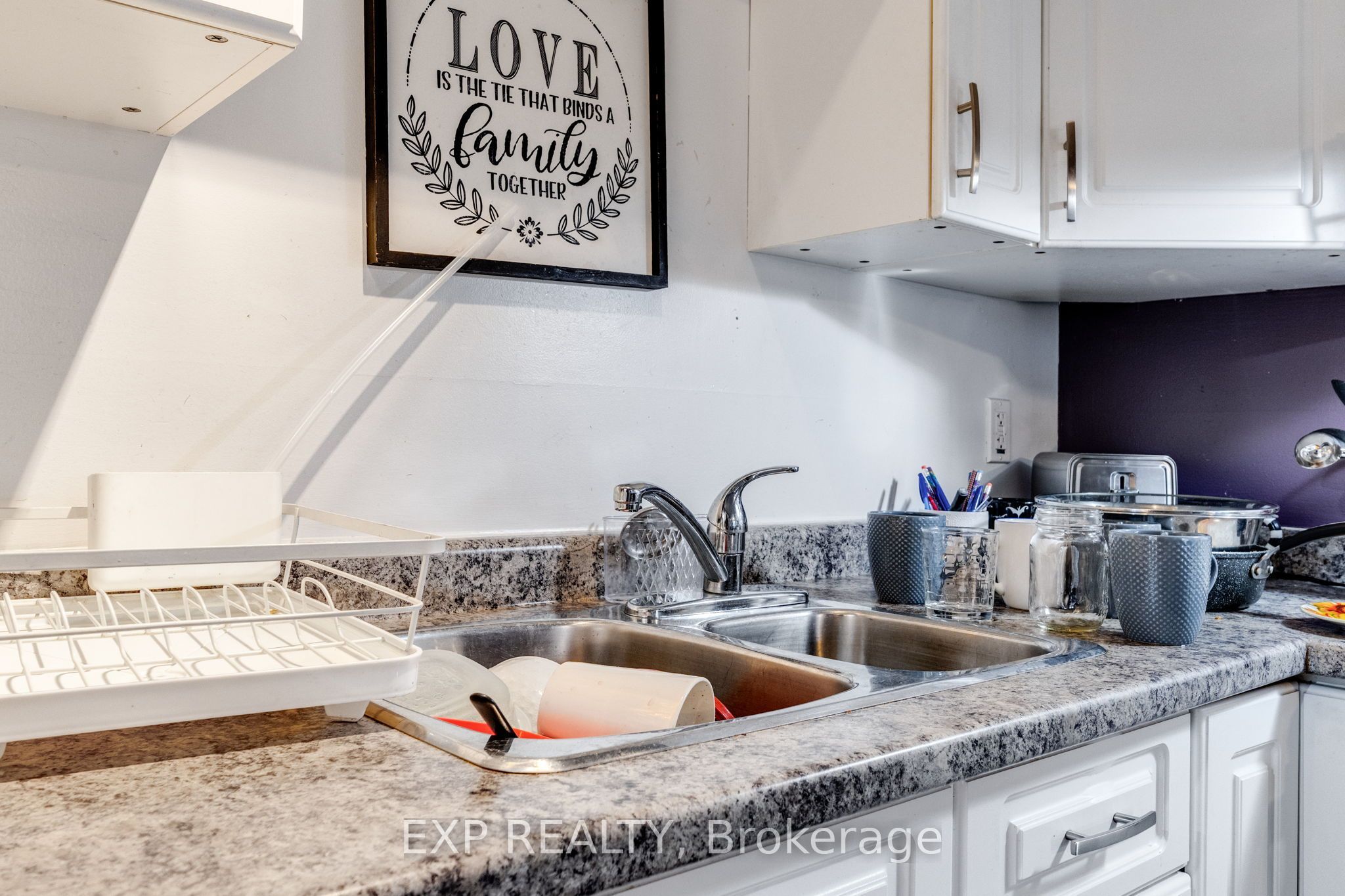 241 Grand Avenue E Property Photo 8
