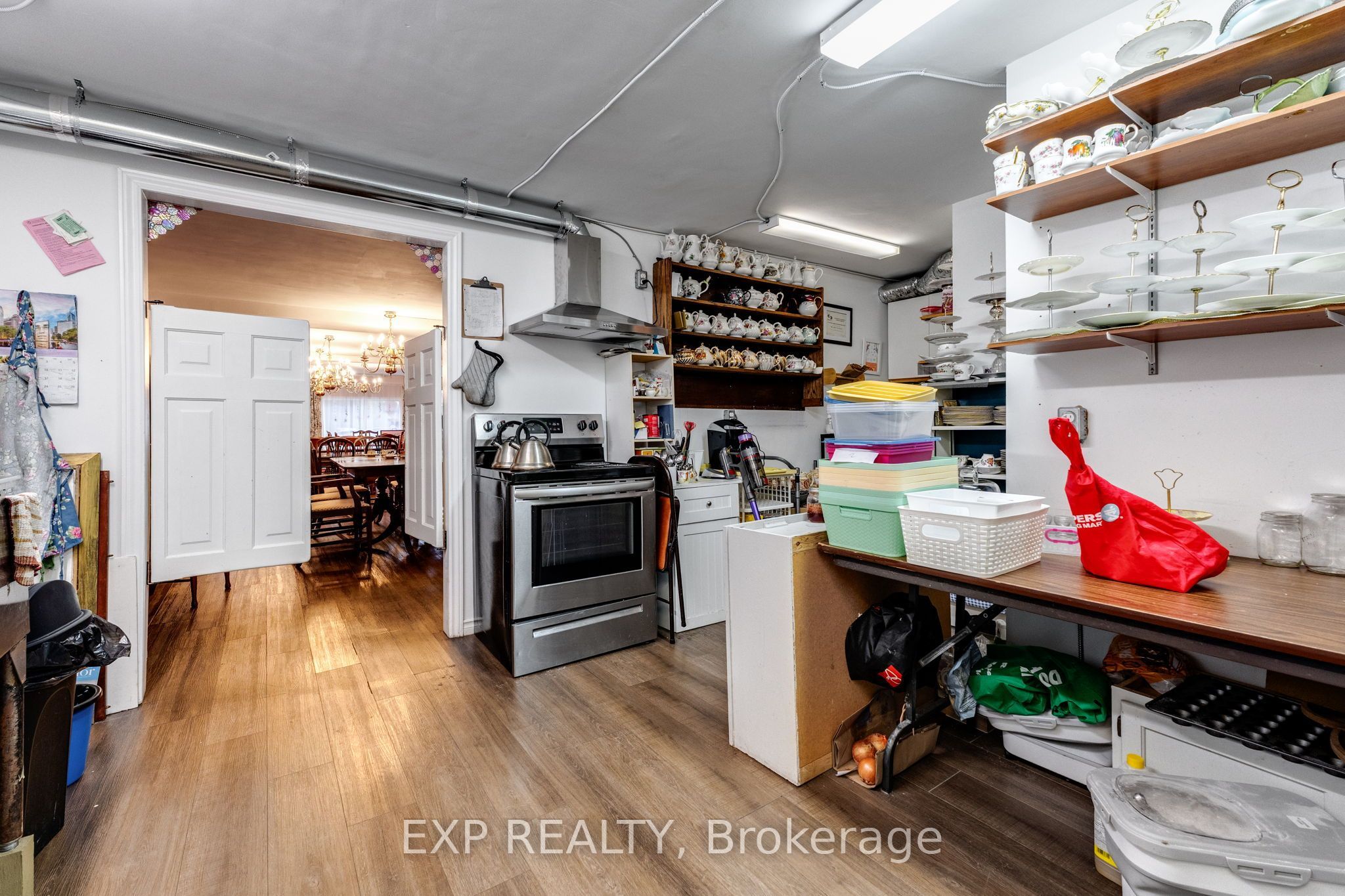 241 Grand Avenue E Property Photo 19
