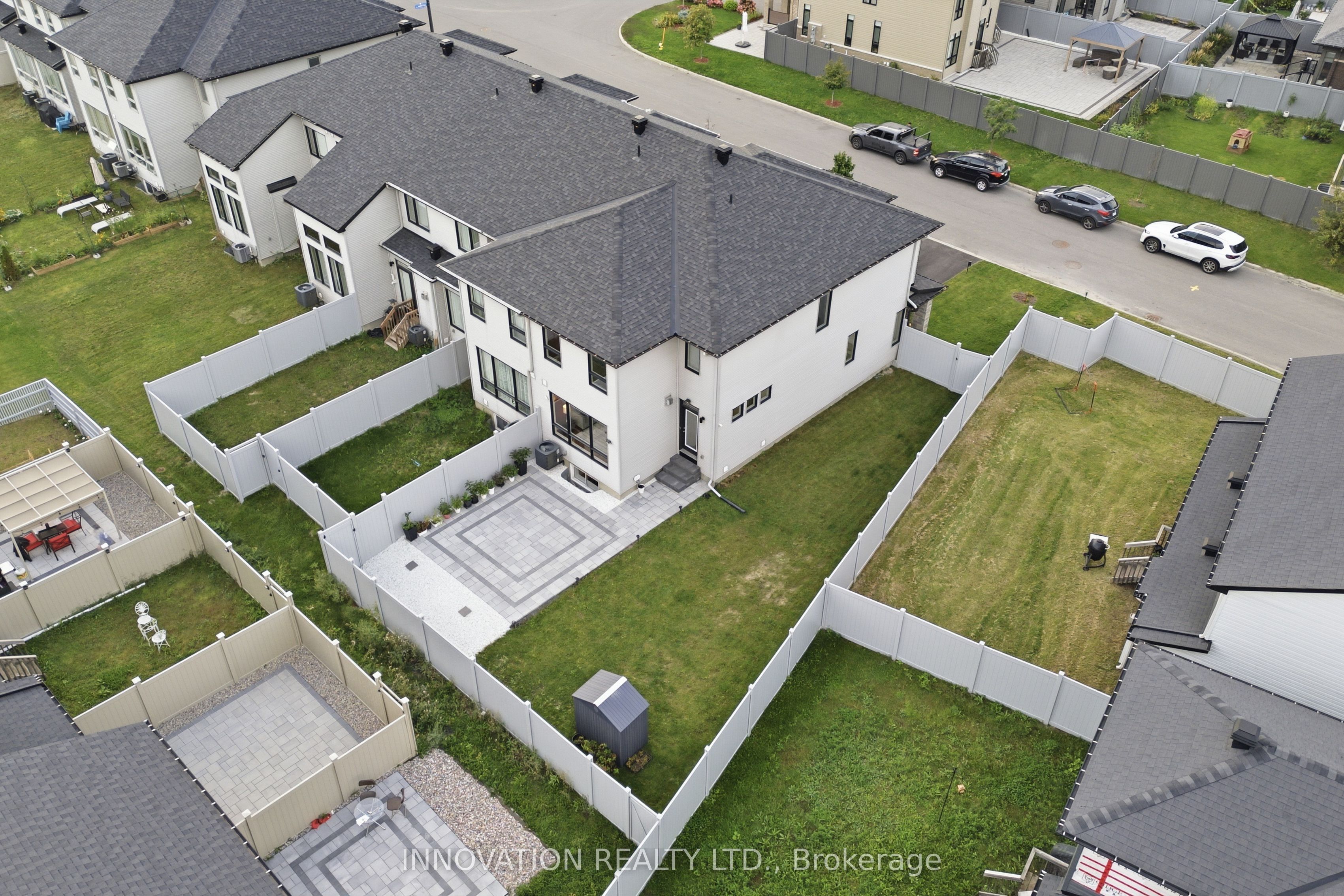 39 Hermes Avenue Property Photo 34