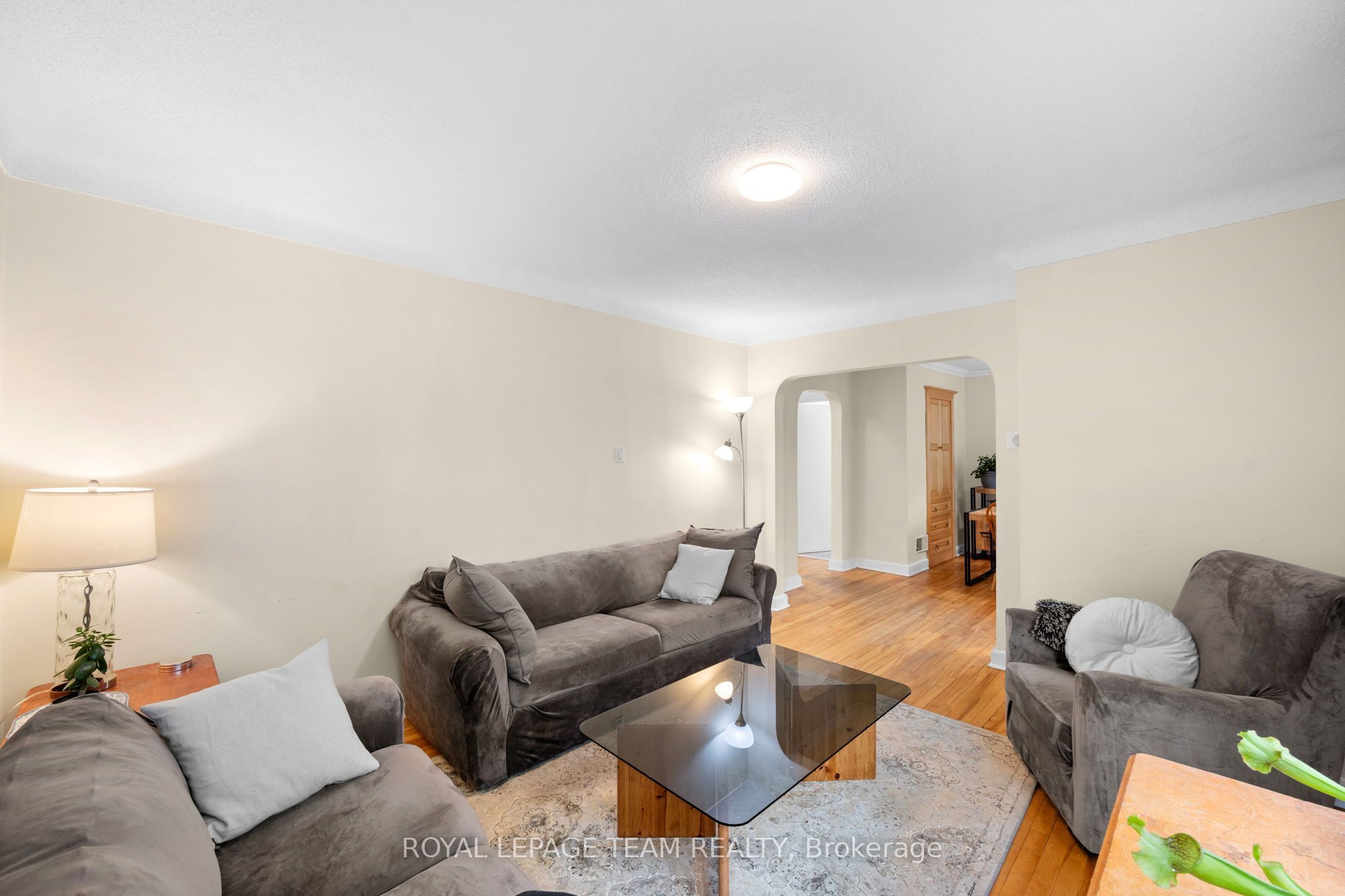1272 Livingstone Avenue Property Photo 8