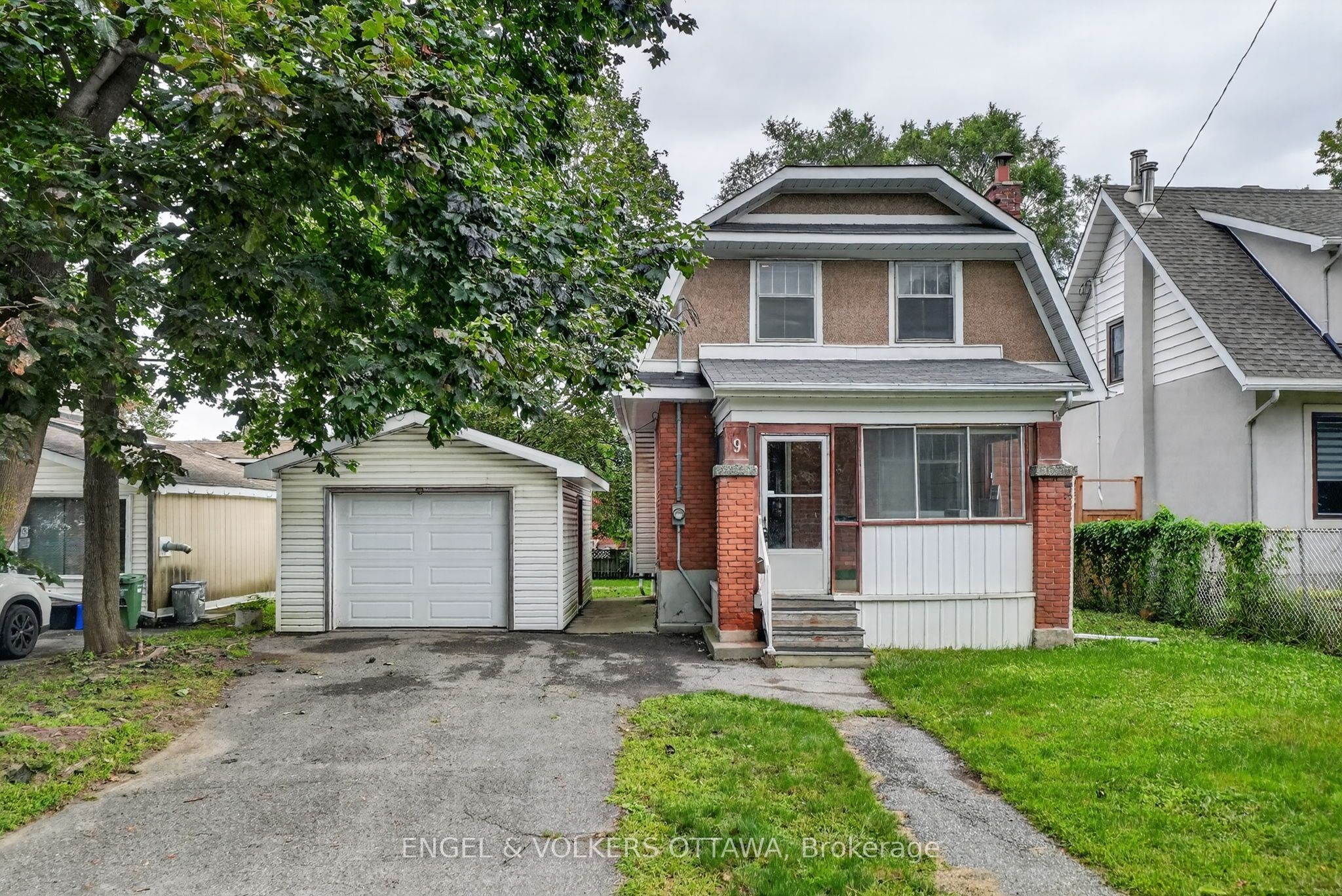 9 Geneva Street Property Photo 1
