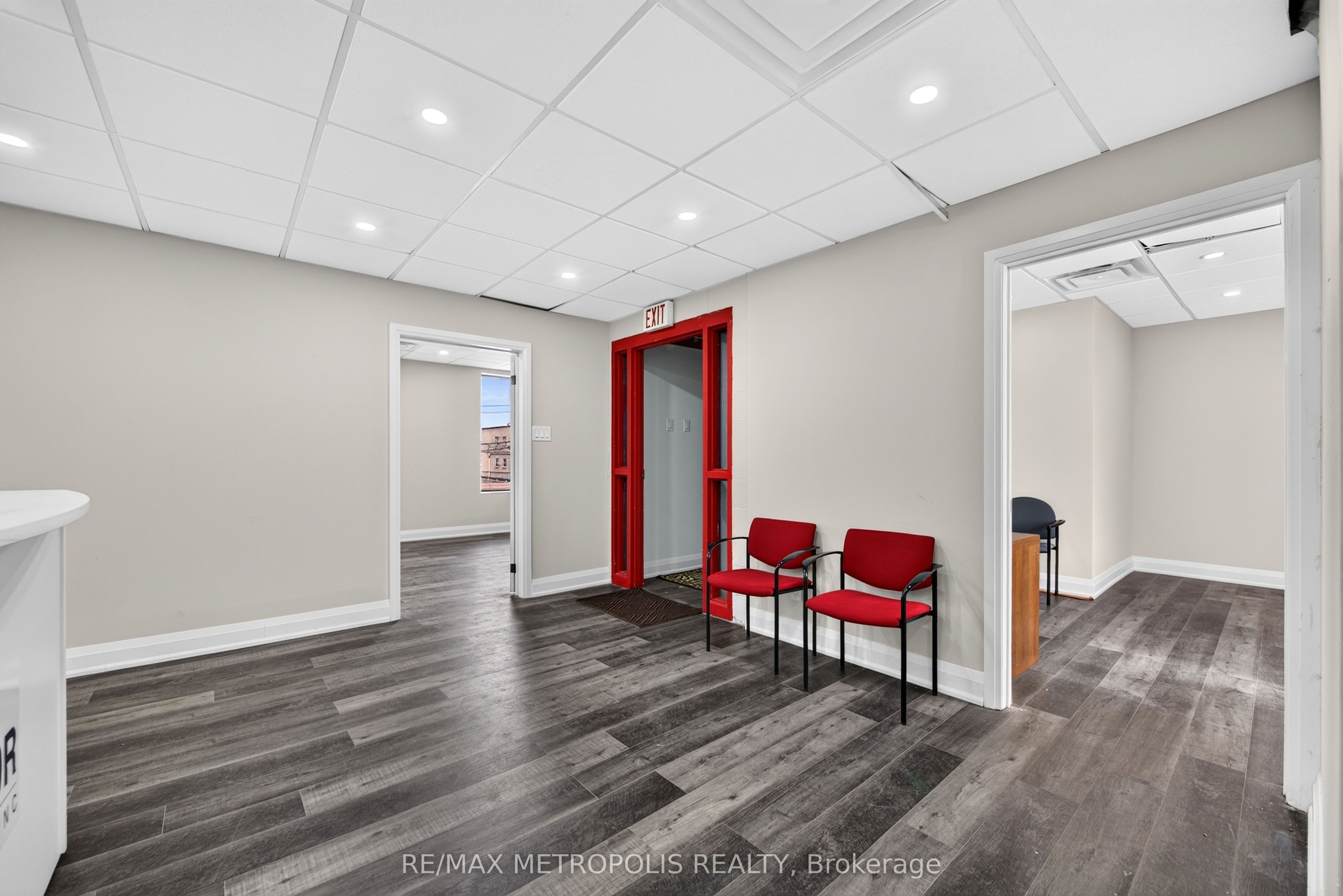 551 York Street Property Photo 12