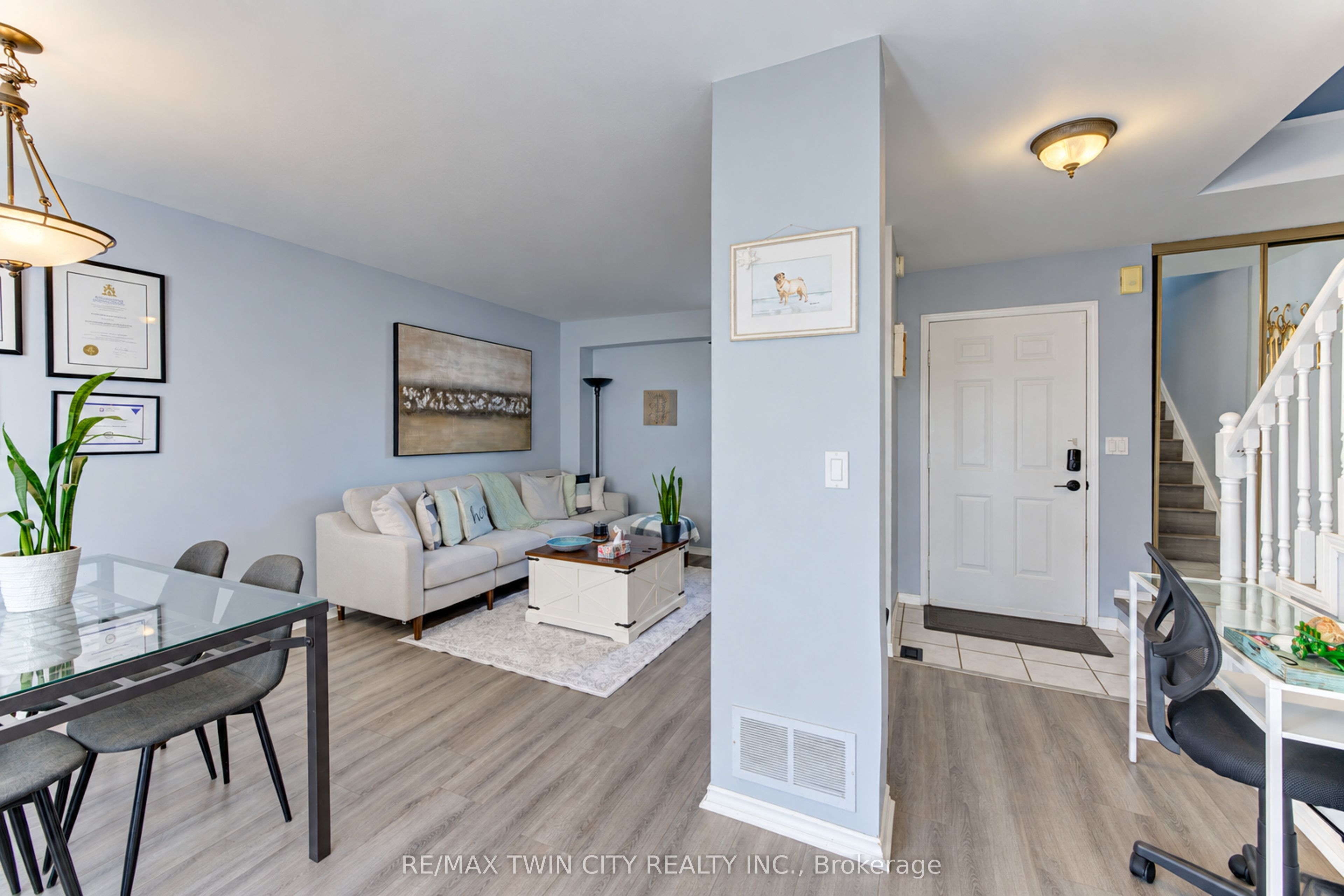 190 Nith River Way Property Photo 9
