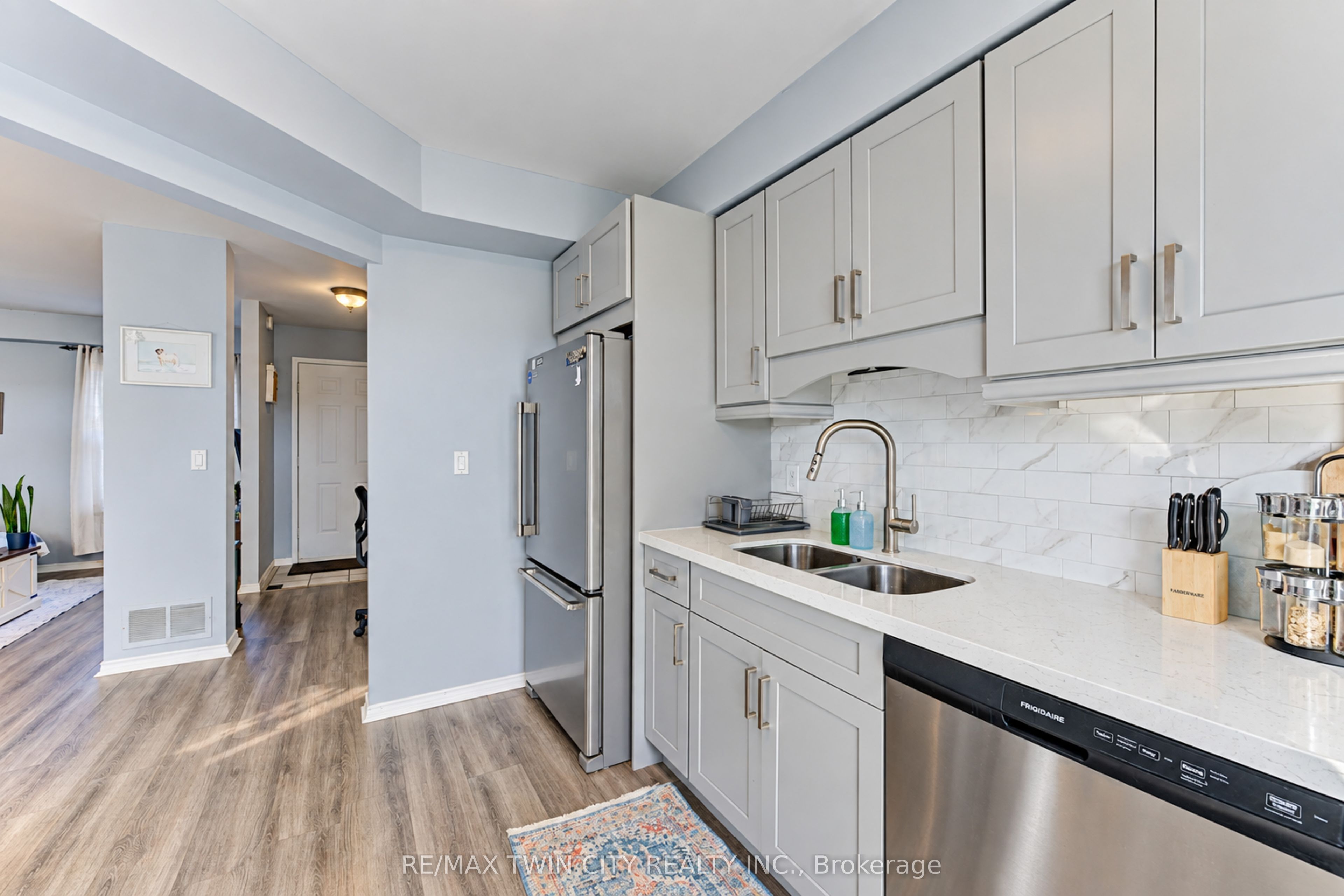 190 Nith River Way Property Photo 13