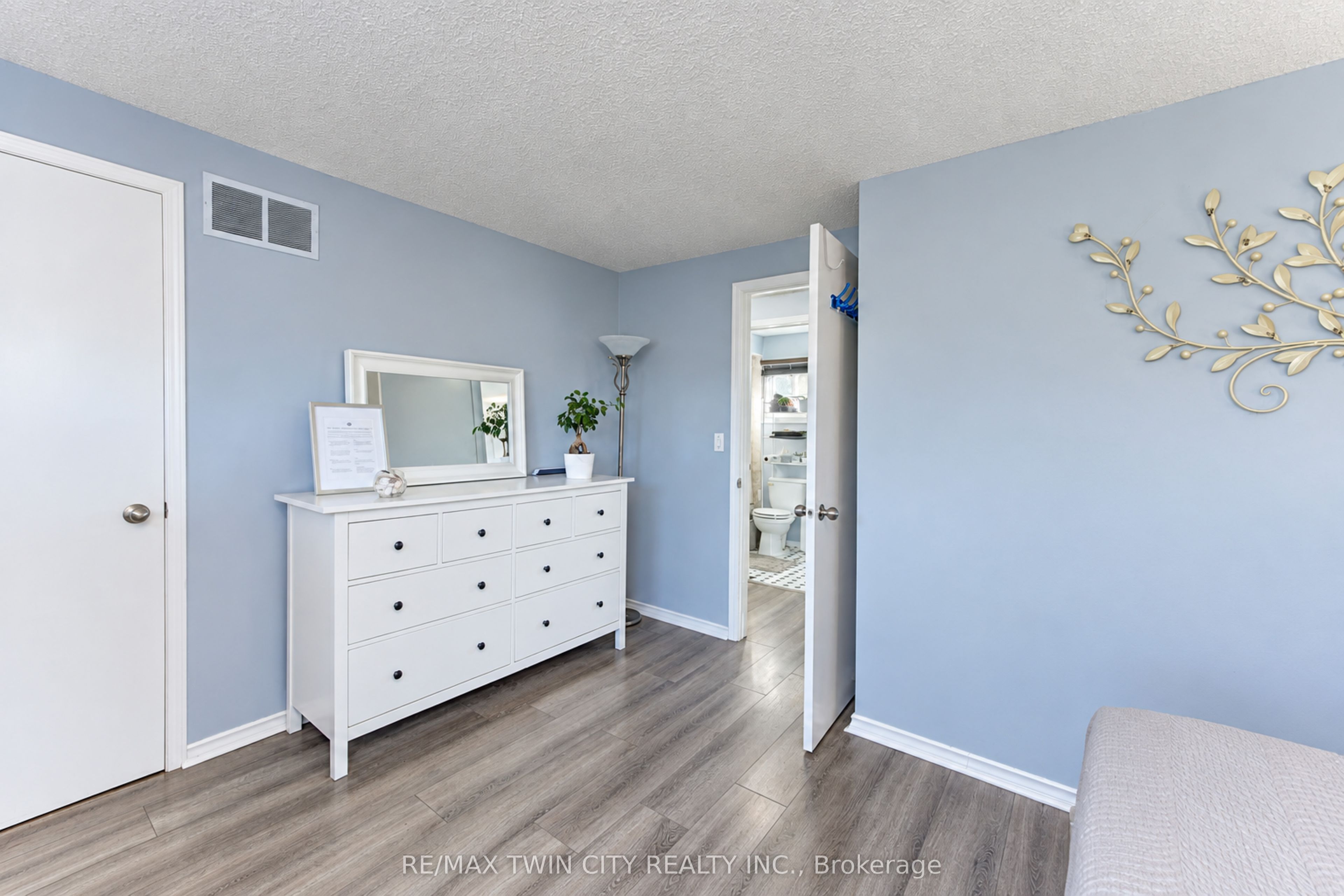 190 Nith River Way Property Photo 18