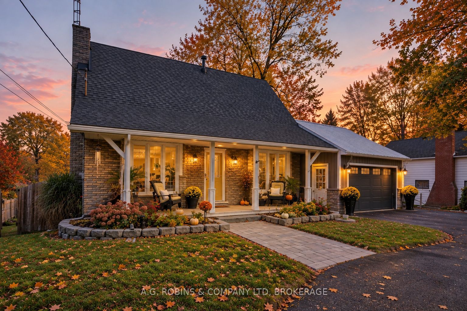10448 Lakeshore Road Property Photo 1