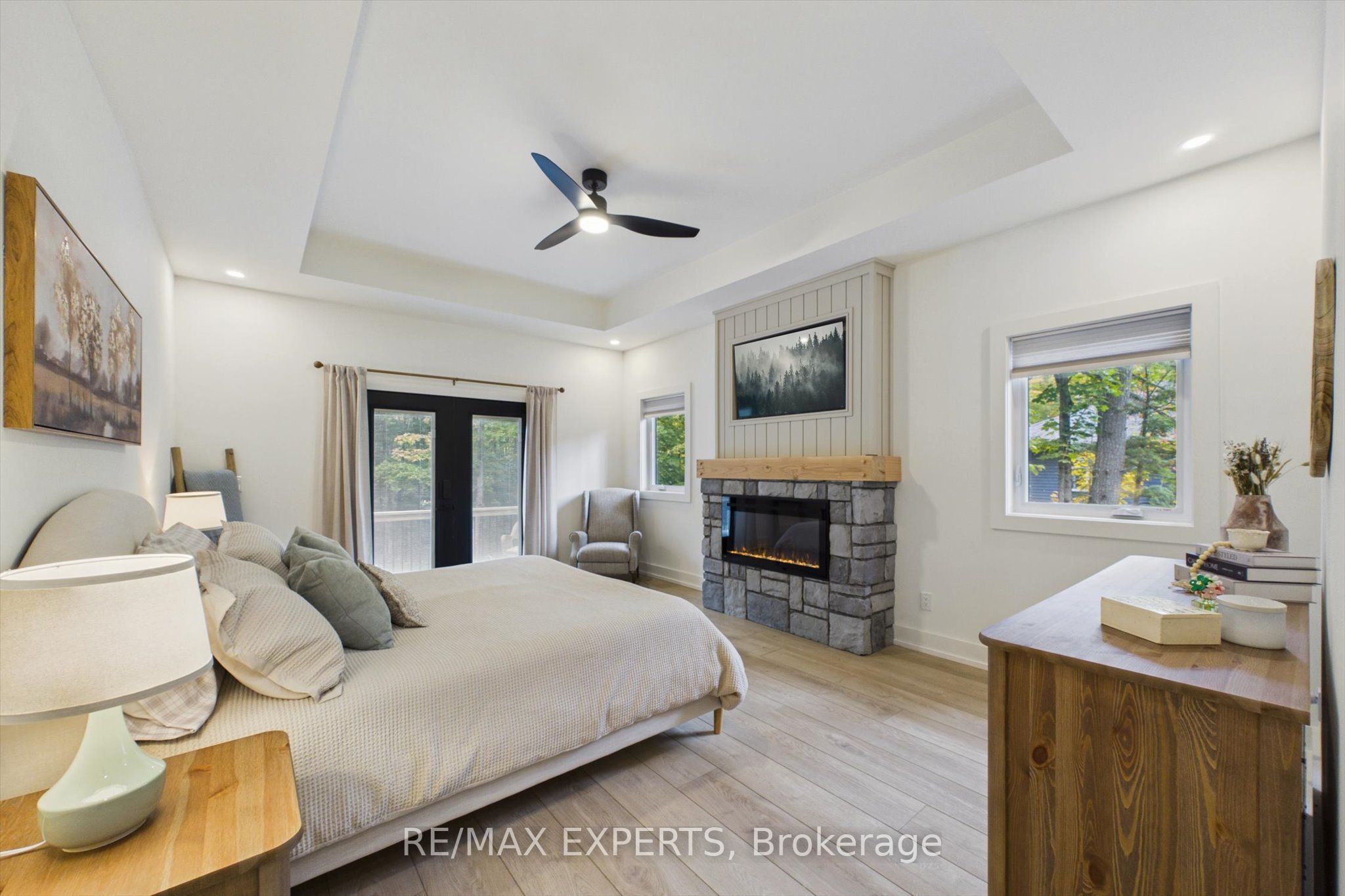 1072 Xavier Street Property Photo 3