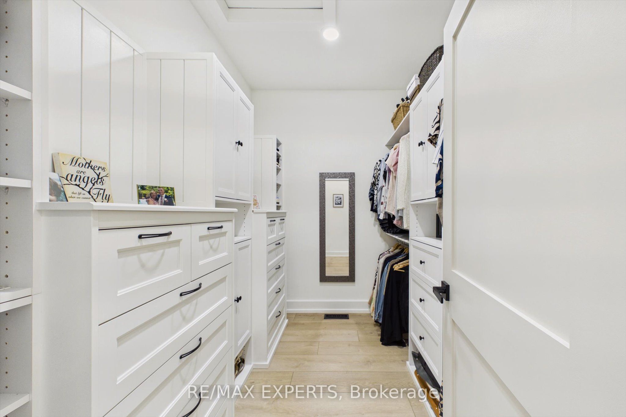 1072 Xavier Street Property Photo 19
