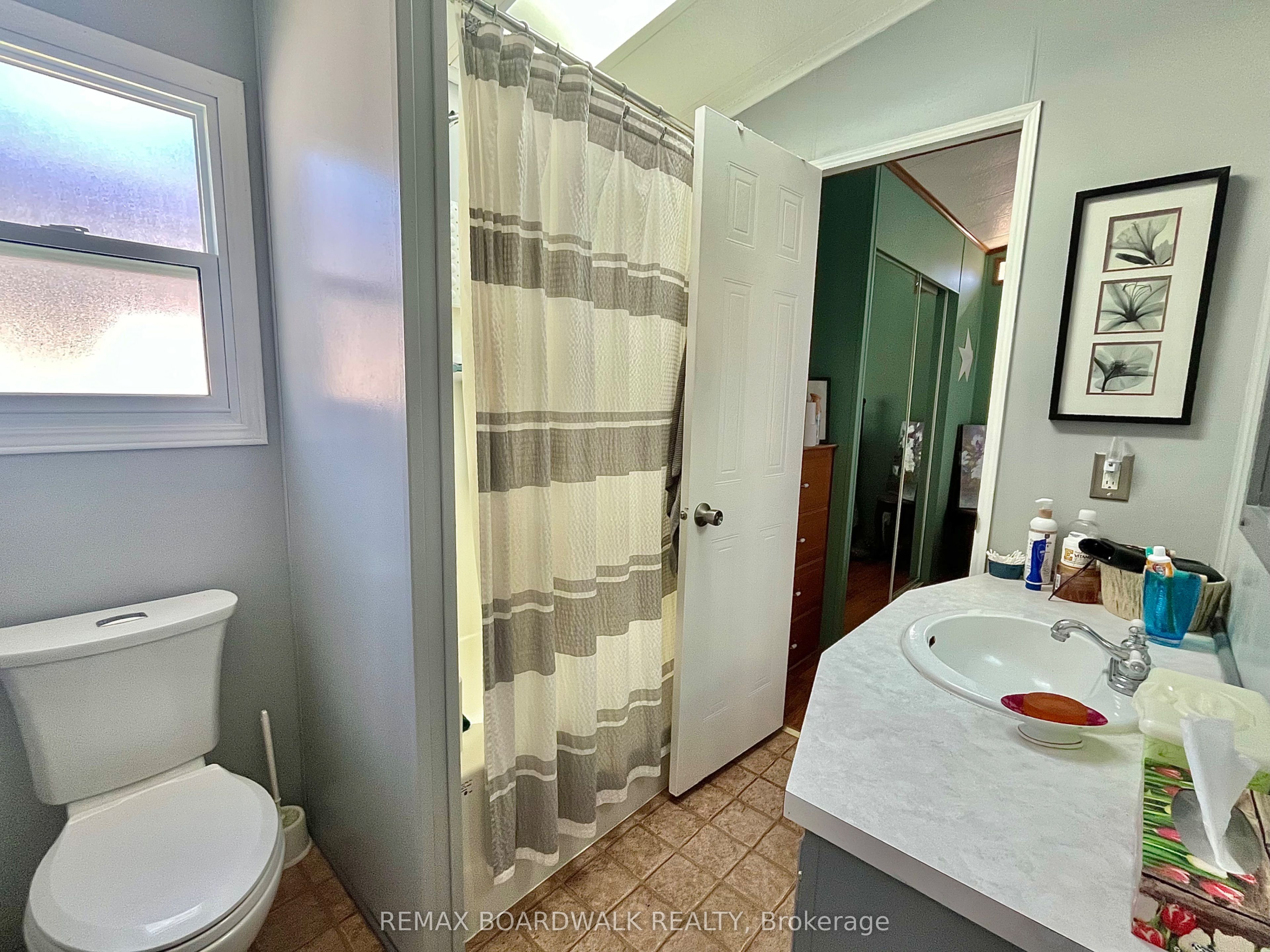 1 Mireille Private Property Photo 7