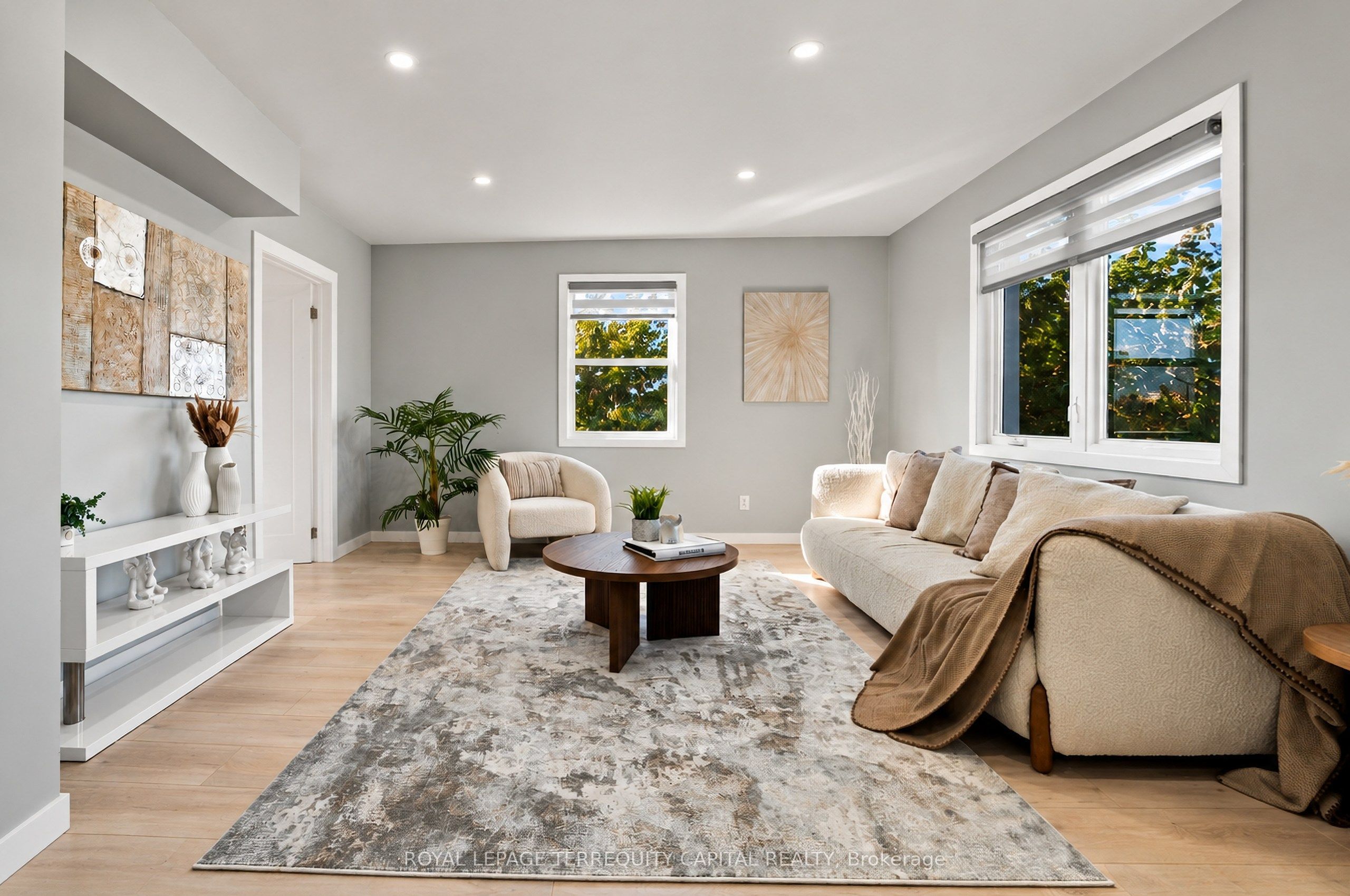 165 East West Line Property Photo 4