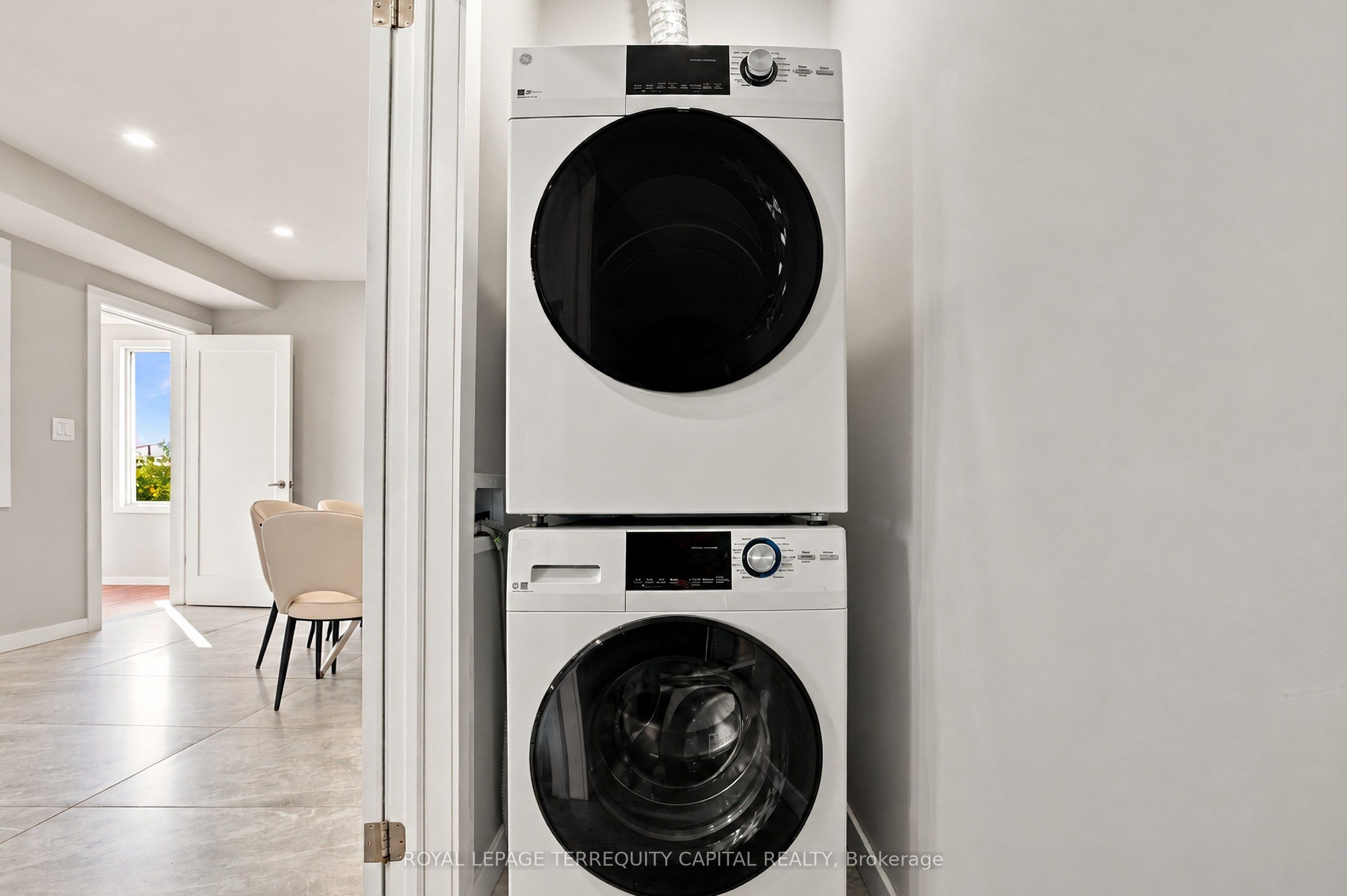 165 East West Line Property Photo 14