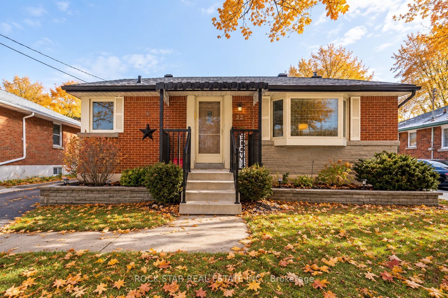 22 Fernwood Crescent Property Photo 1