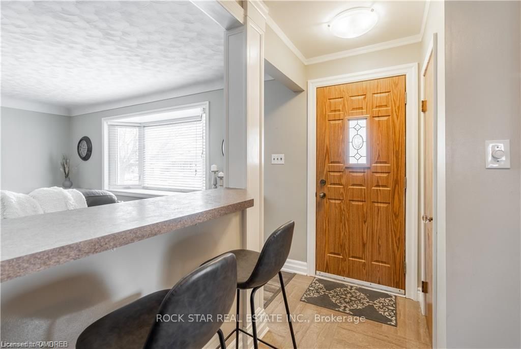 22 Fernwood Crescent Property Photo 5