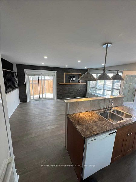7 Belleau Street Upper Property Photo 3