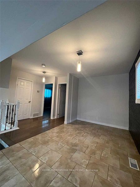 7 Belleau Street Upper Property Photo 17