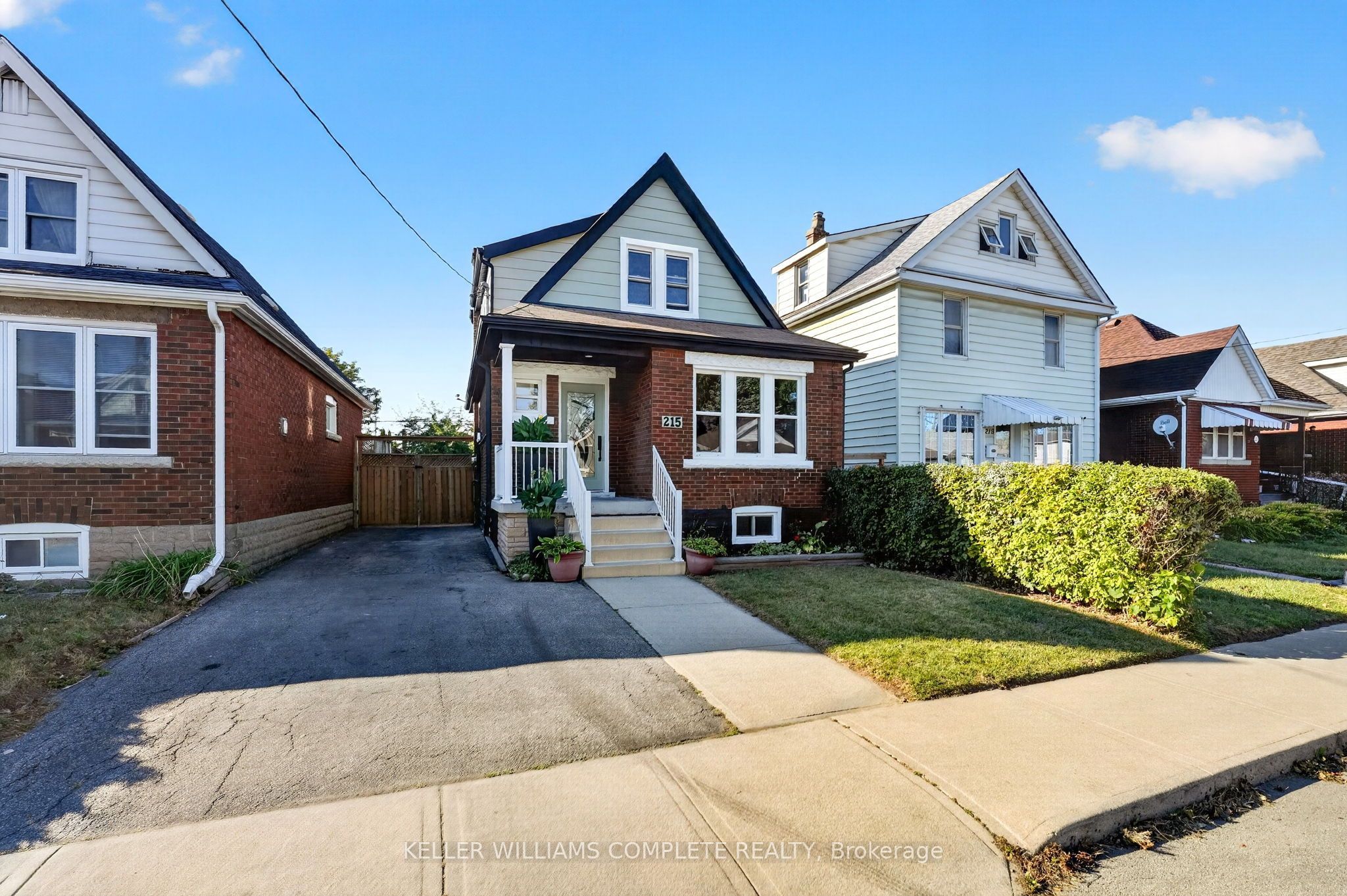 215 Paling Avenue Property Photo 2