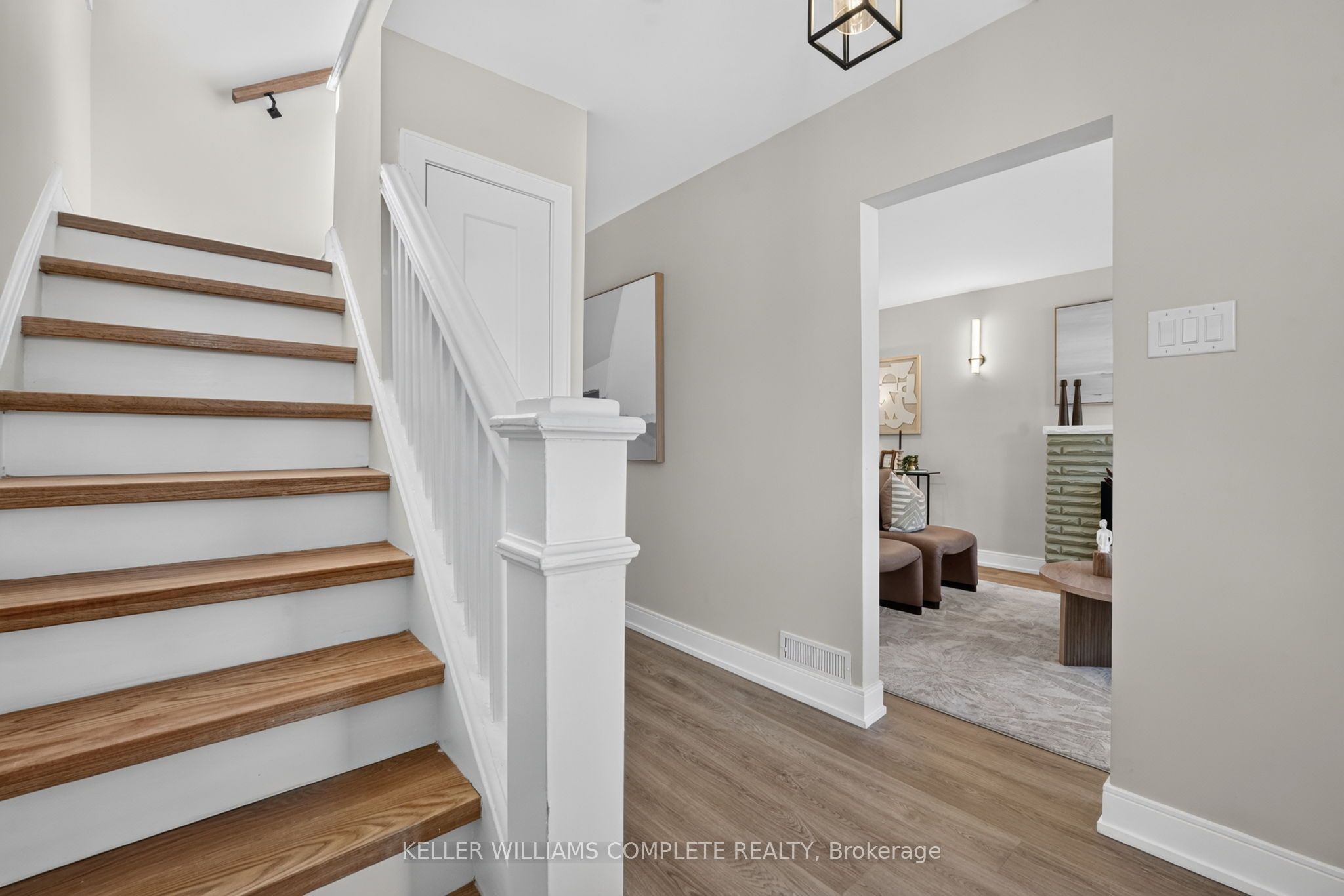 215 Paling Avenue Property Photo 5