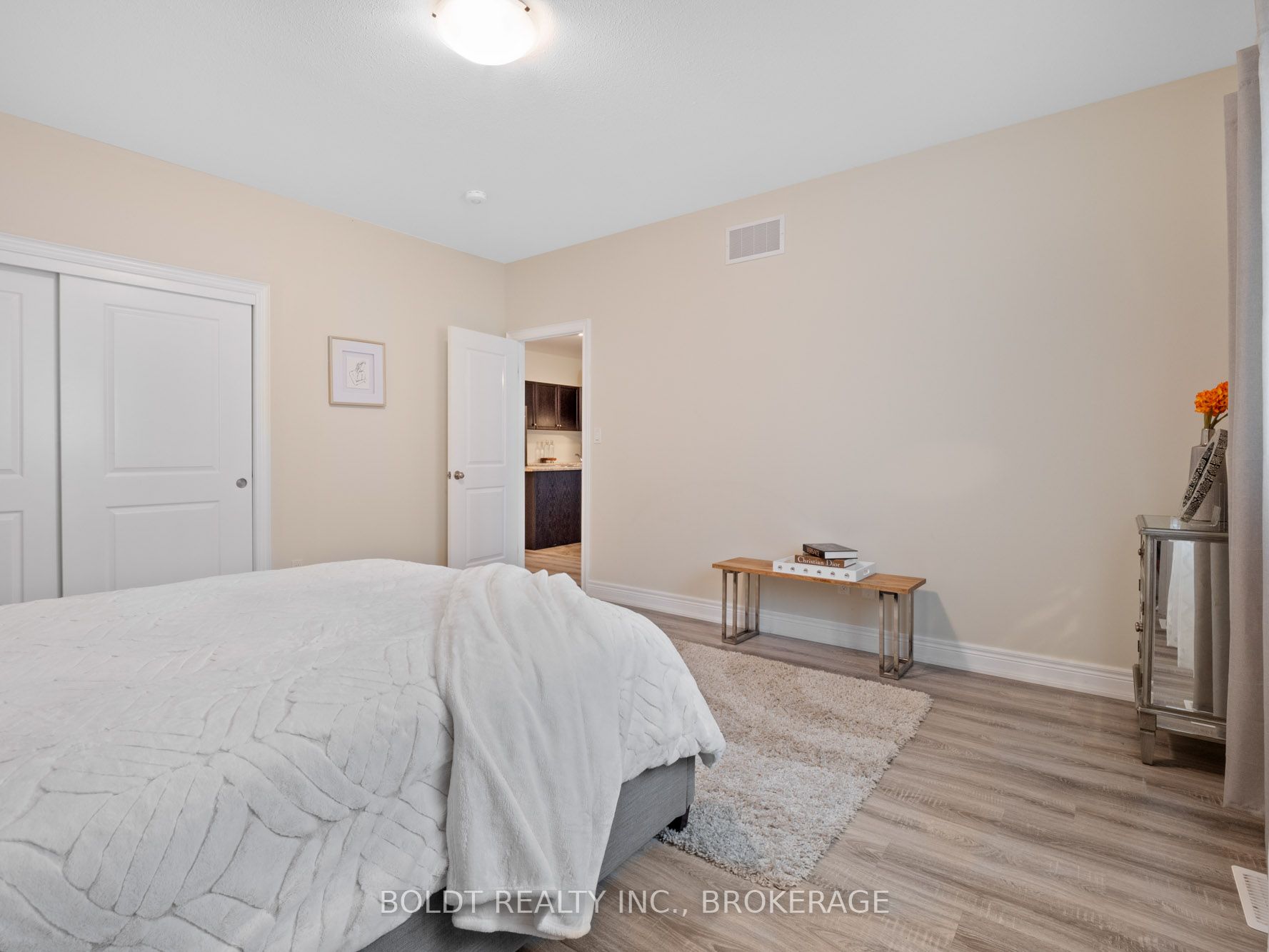 412 Hummel Crescent Property Photo 19
