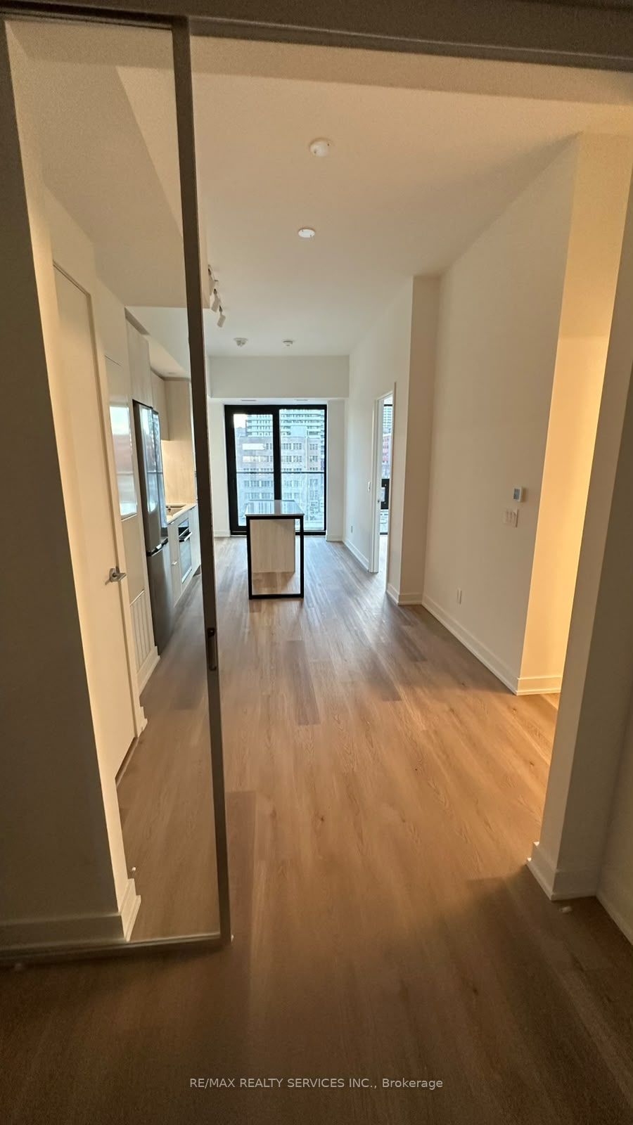 91 John Street 704 Property Photo 4