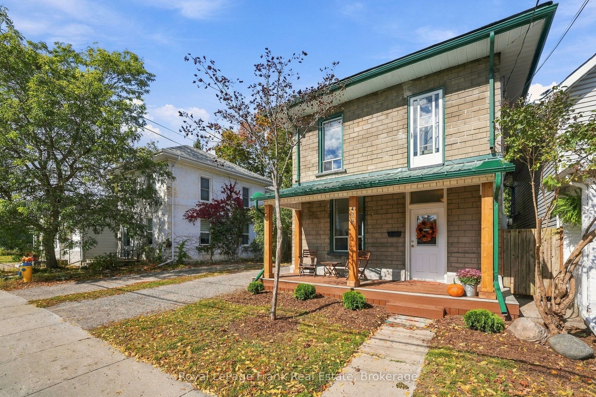 492 Hopkins Avenue Property Photo 3