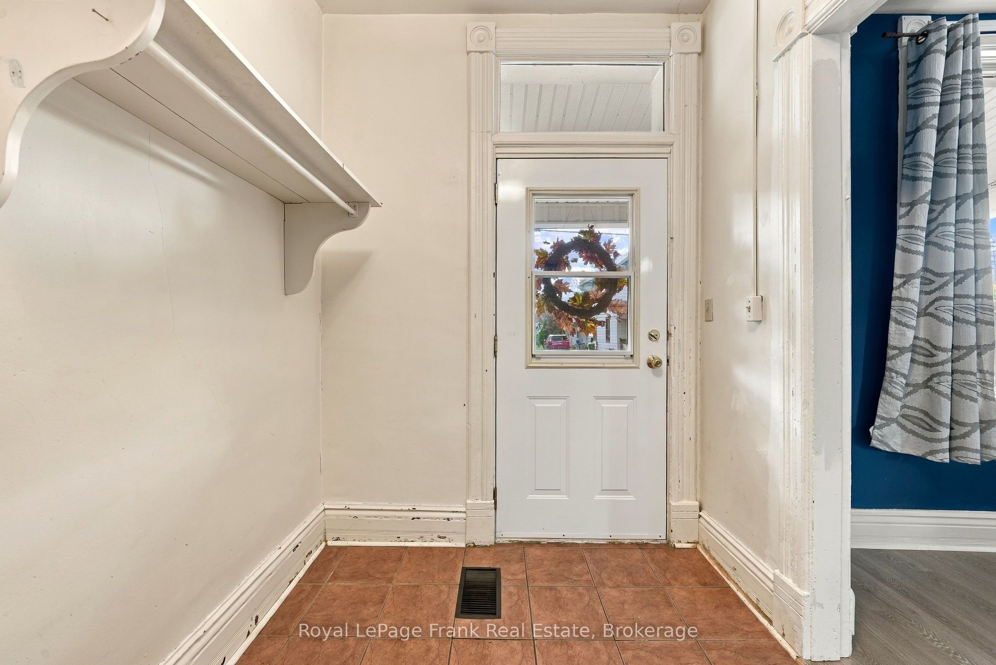492 Hopkins Avenue Property Photo 9