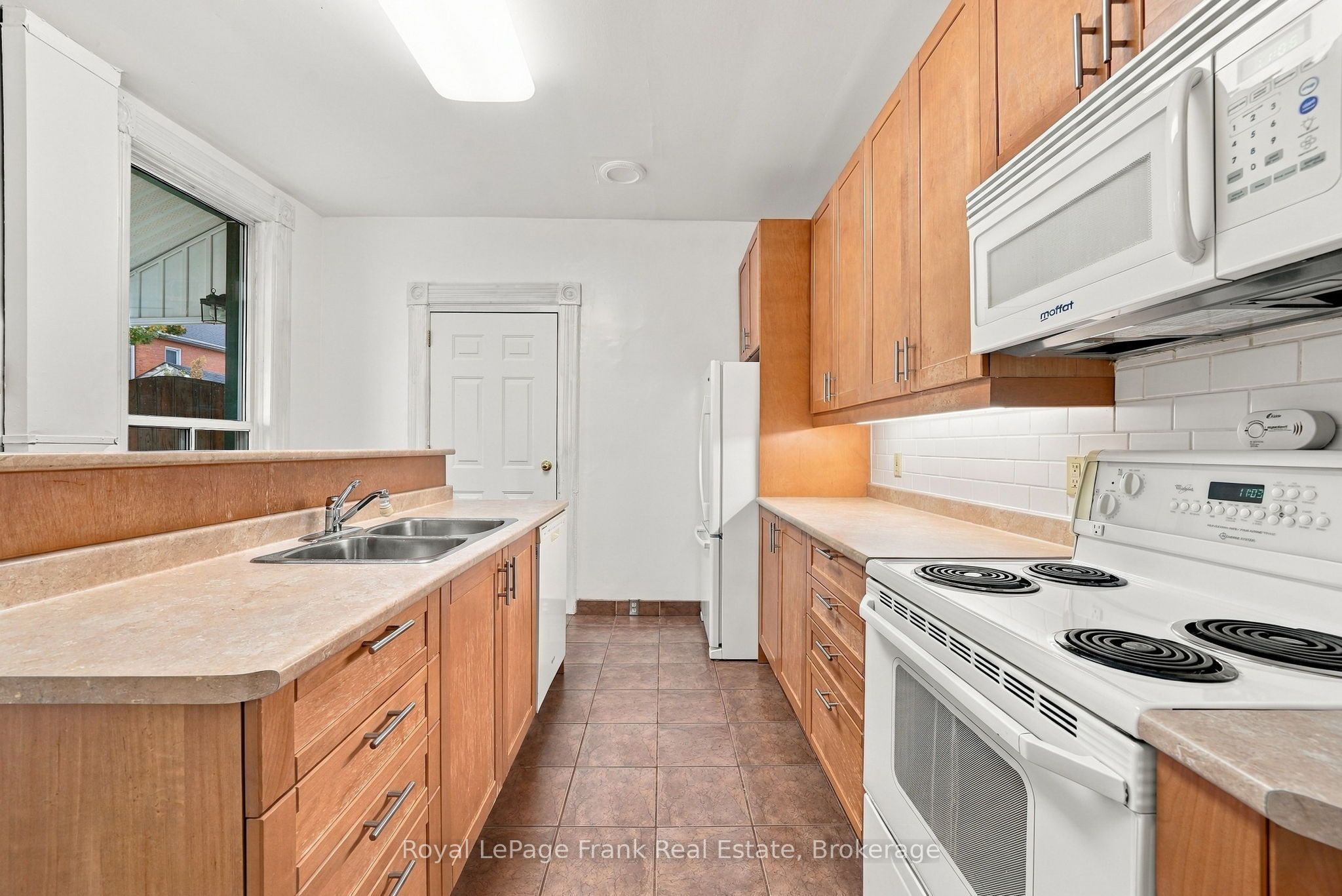 492 Hopkins Avenue Property Photo 21