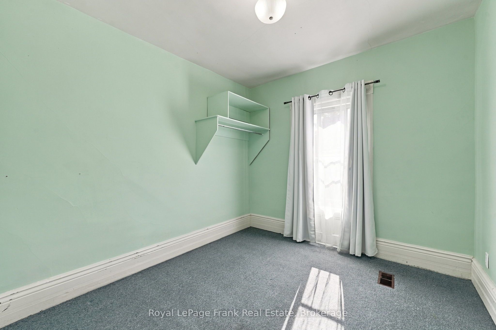 492 Hopkins Avenue Property Photo 27