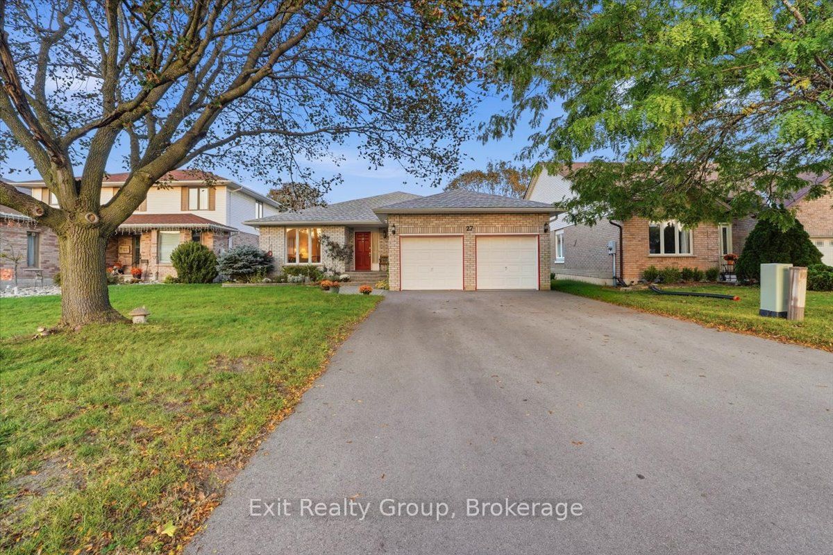 27 Dungannon Drive Property Photo 1