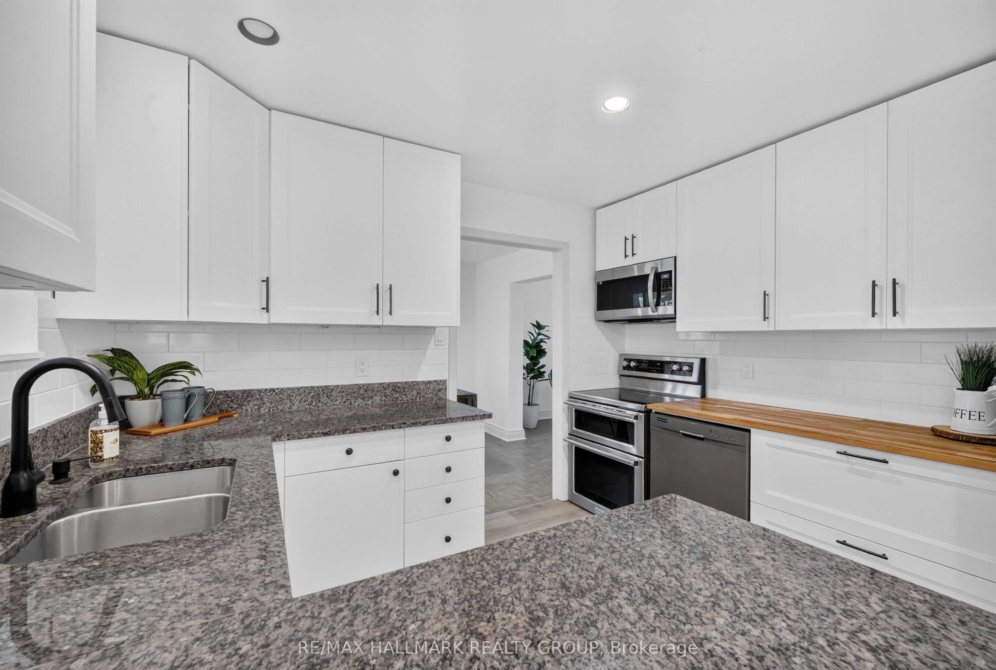 612 Clancy Street Property Photo 8
