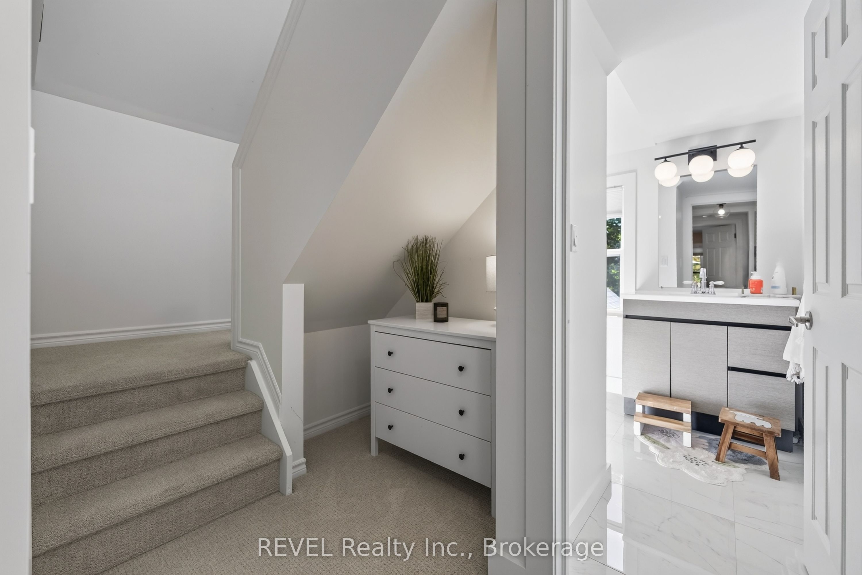 6 Elm Avenue Property Photo 33