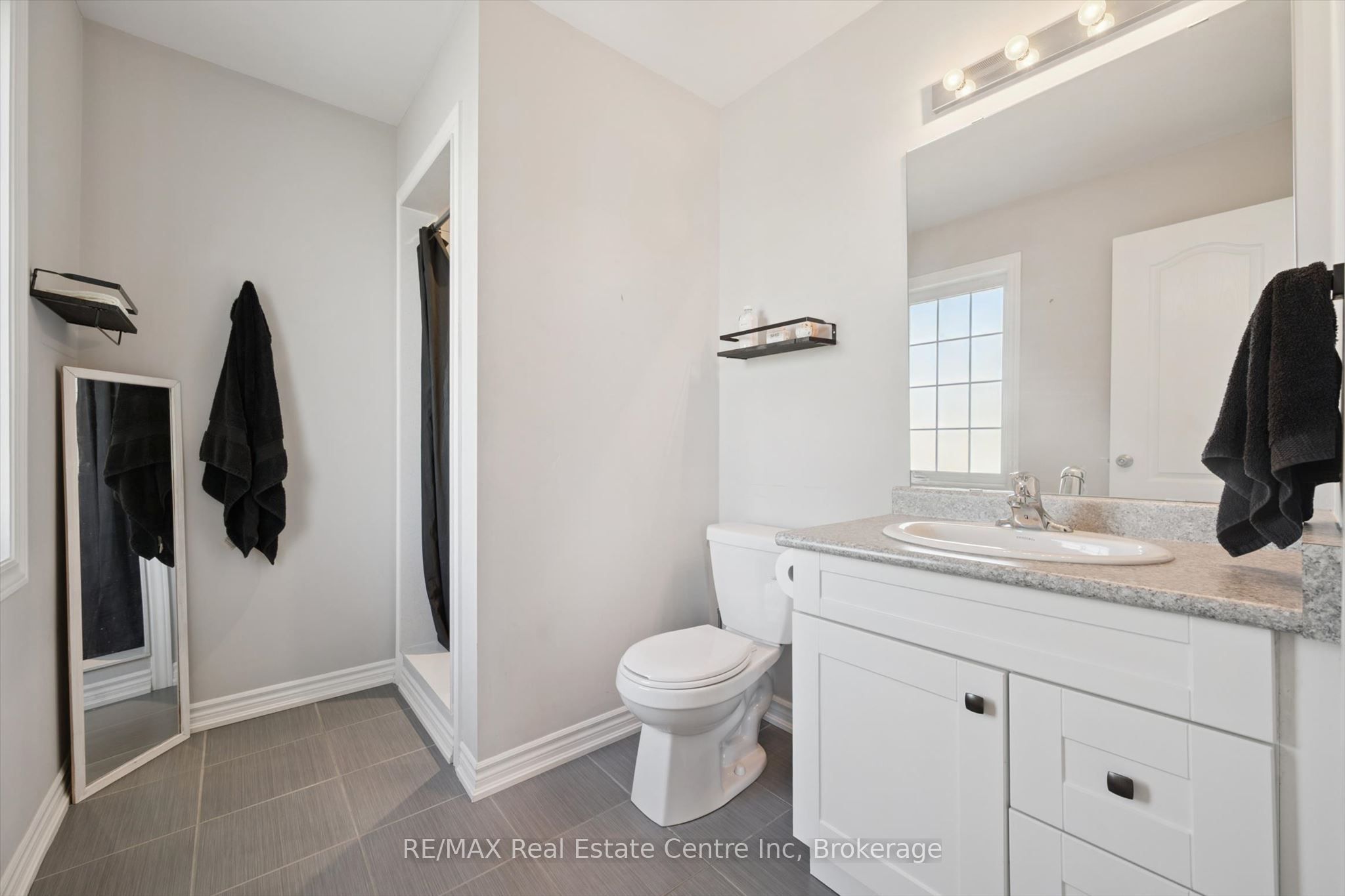 106 Ryan Street Property Photo 24