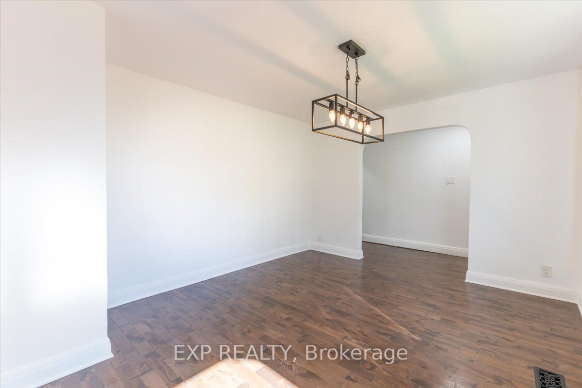 5410 Old Richmond Road Property Photo 16