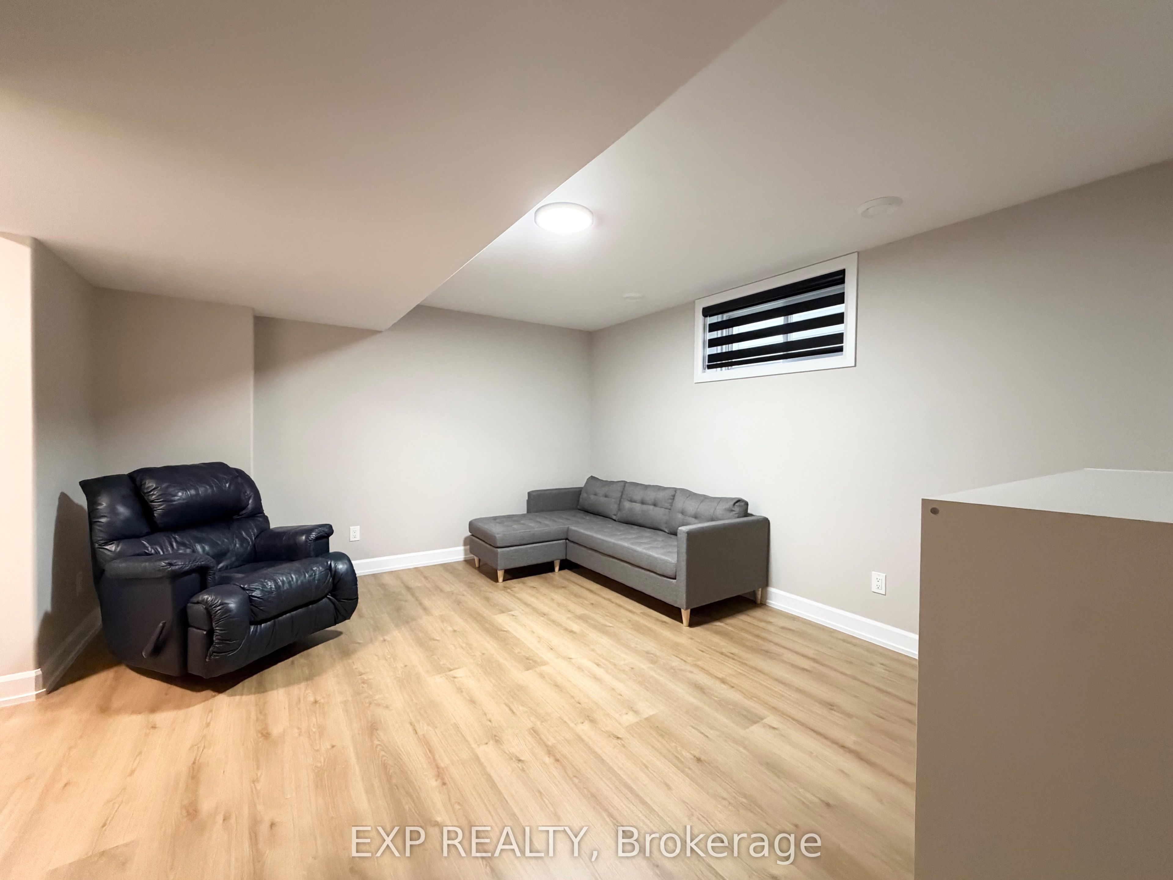 1202 Montblanc Crescent Property Photo 18