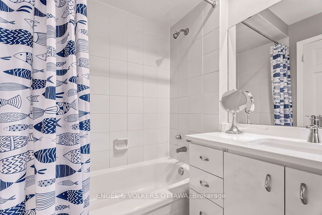 694 Island Park Drive Property Photo 32