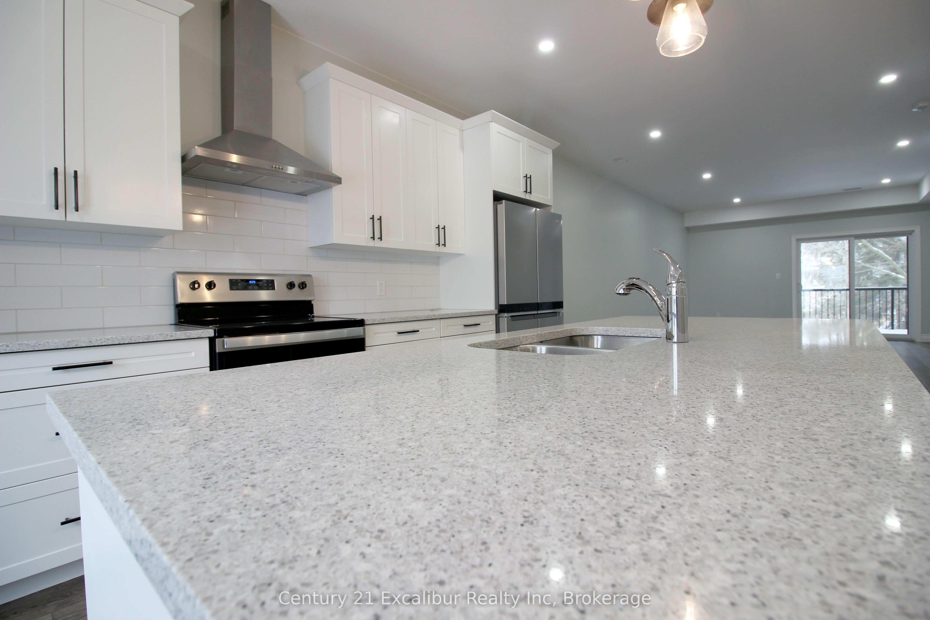 360 Queen Street E 2c Property Photo 4