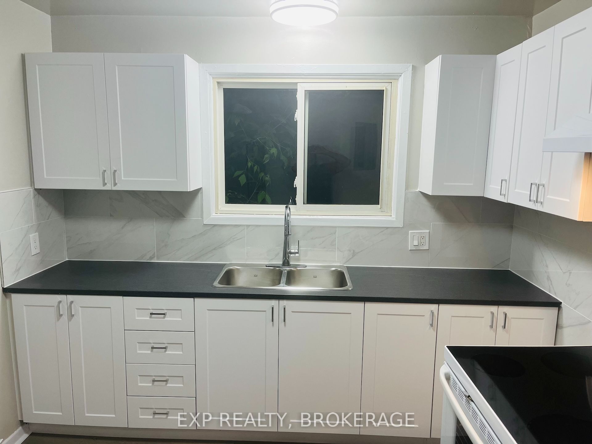 88 Joseph Street Property Photo 8