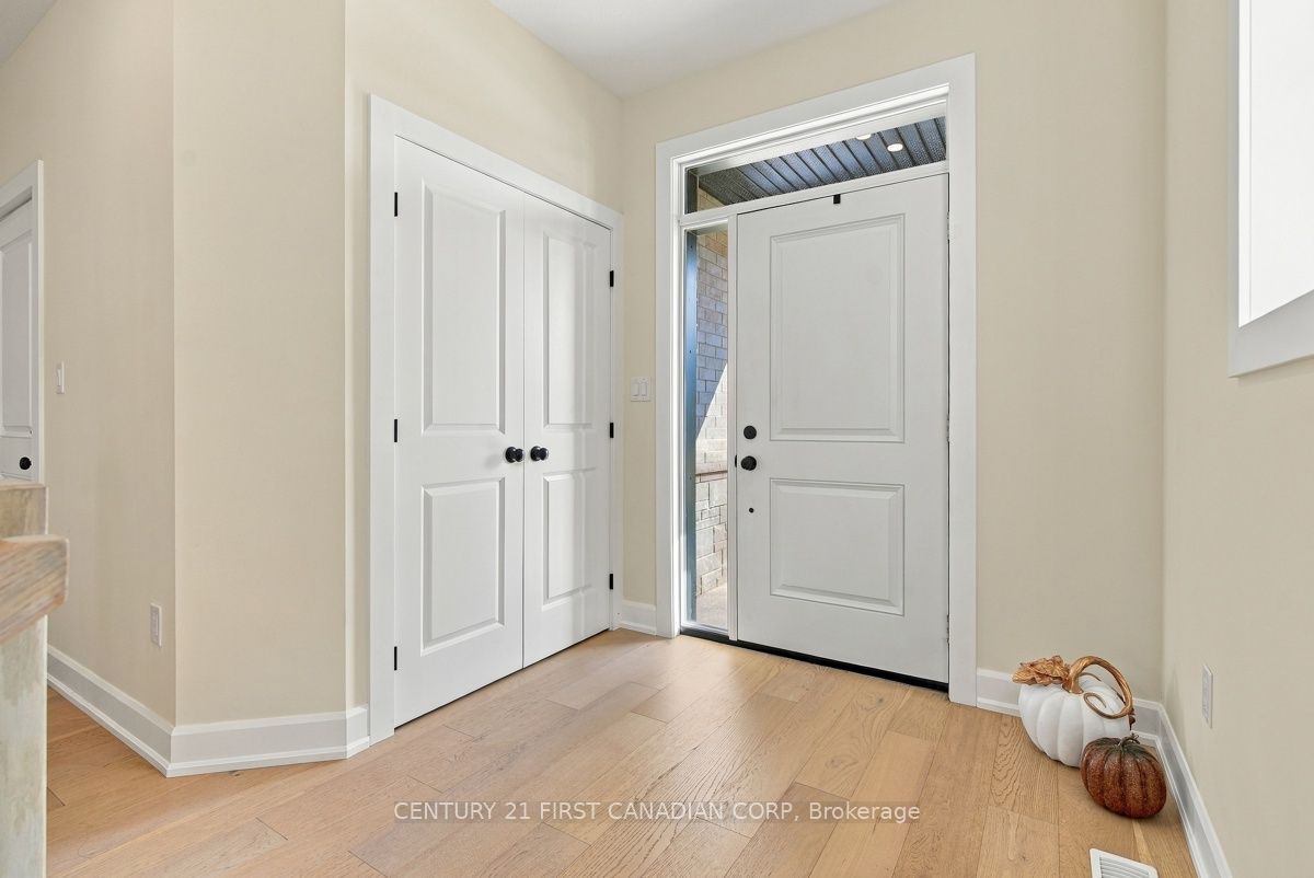 12 Briscoe Crescent Property Photo 5