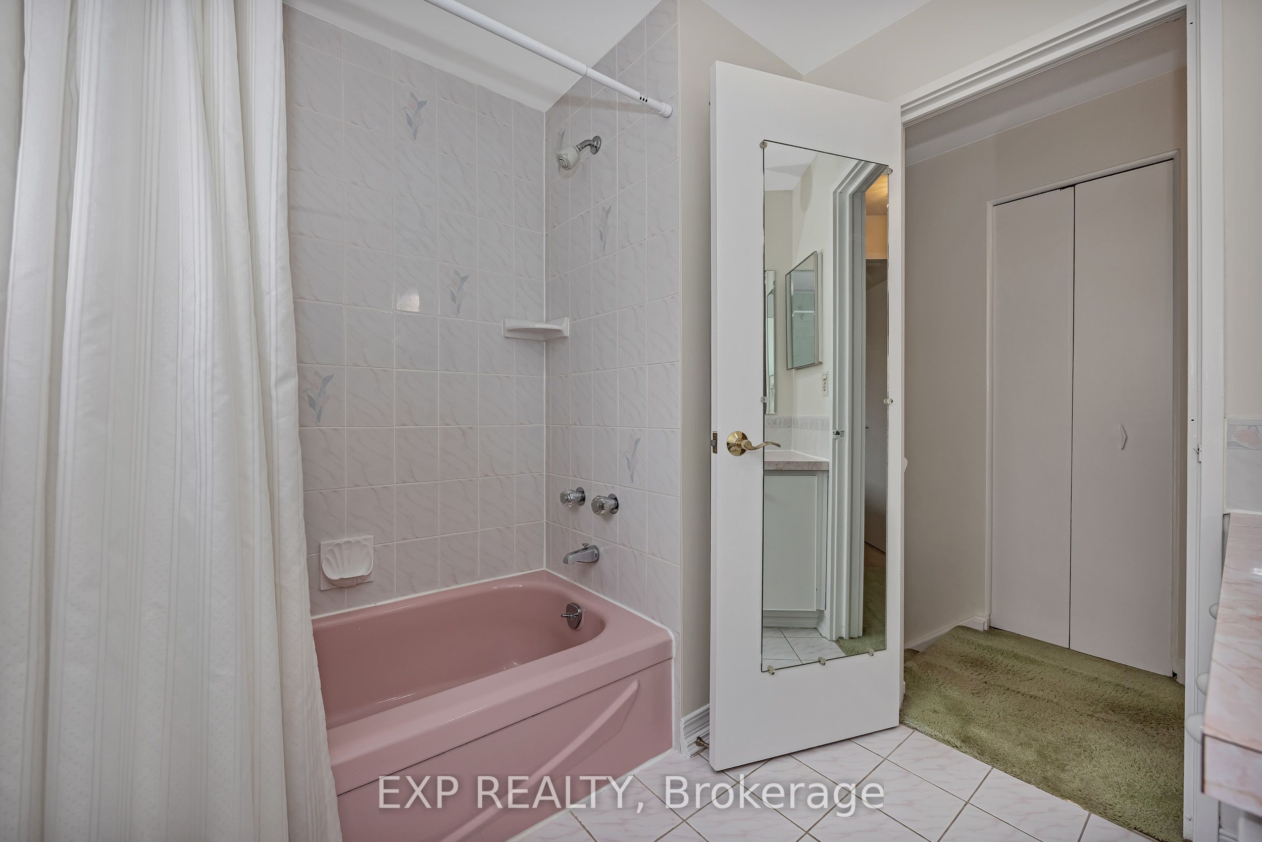 2161 Valley Drive Property Photo 22