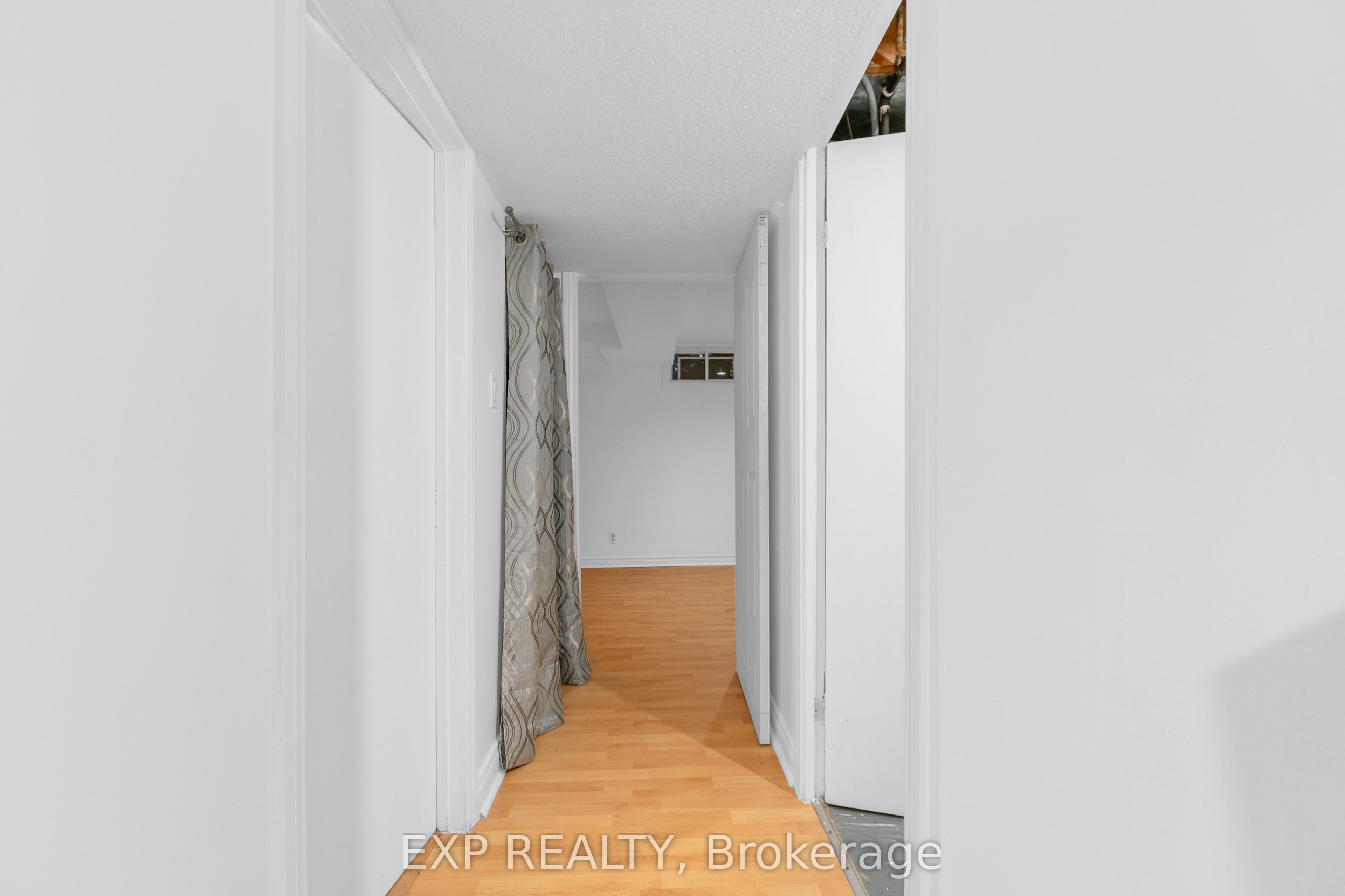 4 Fulham Court E Property Photo 29